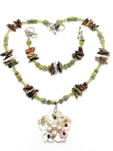 Elegant Flower Shell Necklace & Bracelet Set with Freshwater Potato Pearl Pendant, Peridot & Garnet Chips - Perfect for Weddings, Anniversaries and Special Occasions