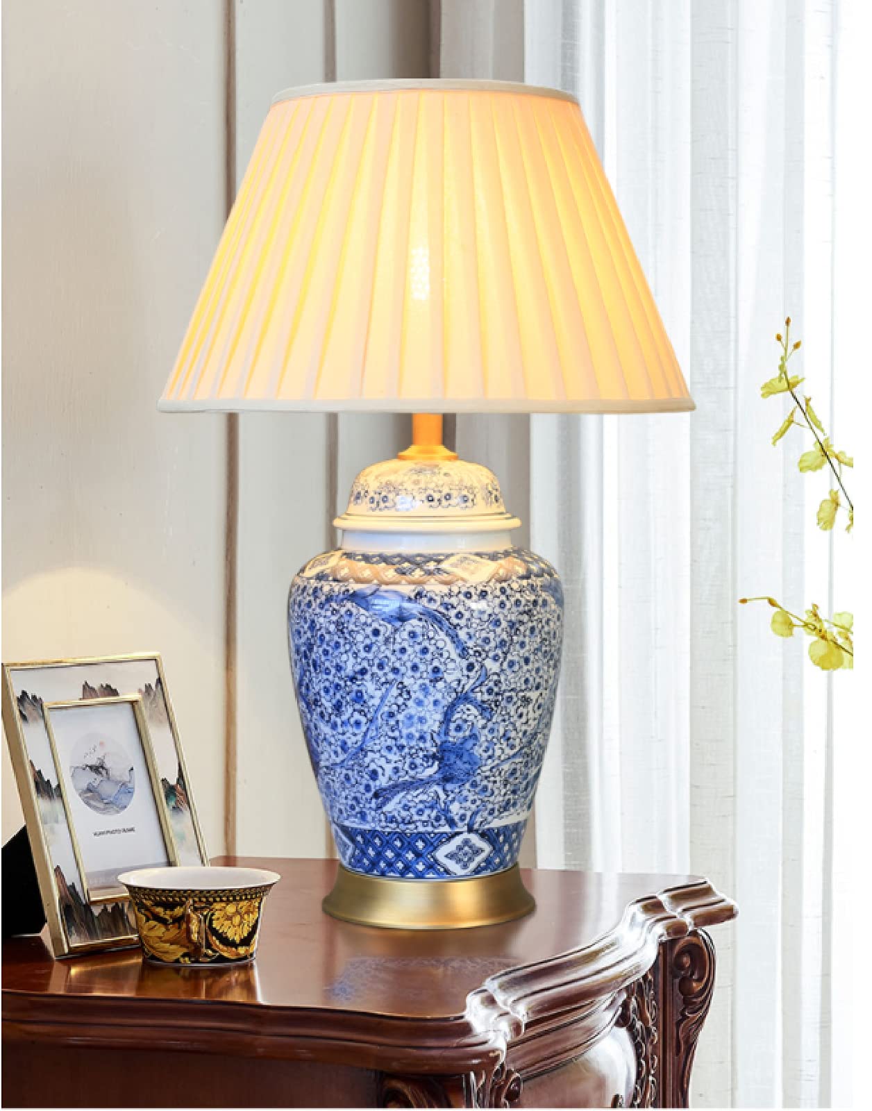 Chinese Style Porcelain Ceramic Desk Lamp - Elegant Bedside & Table Lamp for Study Room, Restaurant & Bedroom Decor - Perfect for Reading, Relaxing & Ambient Lighting