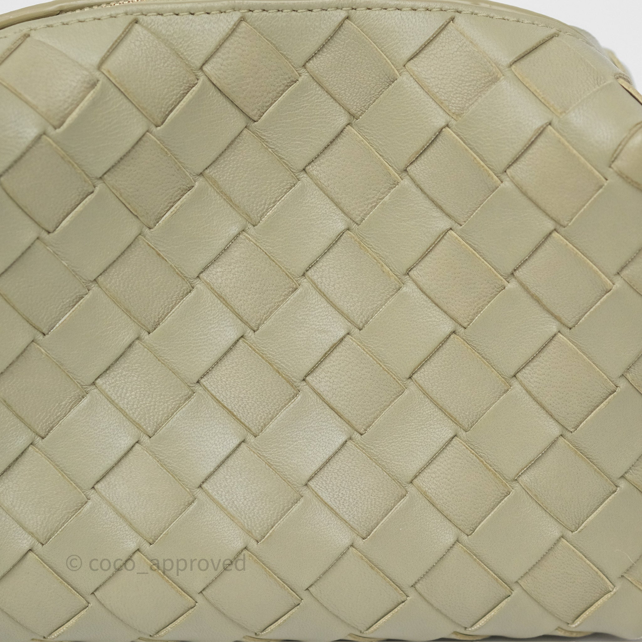 Bottega Veneta Loop Camera Bag - Intrecciato Lambskin Leather Crossbody Bag in Travertine | Stylish Everyday Purse for Women, Perfect for Work, Travel & Date Night