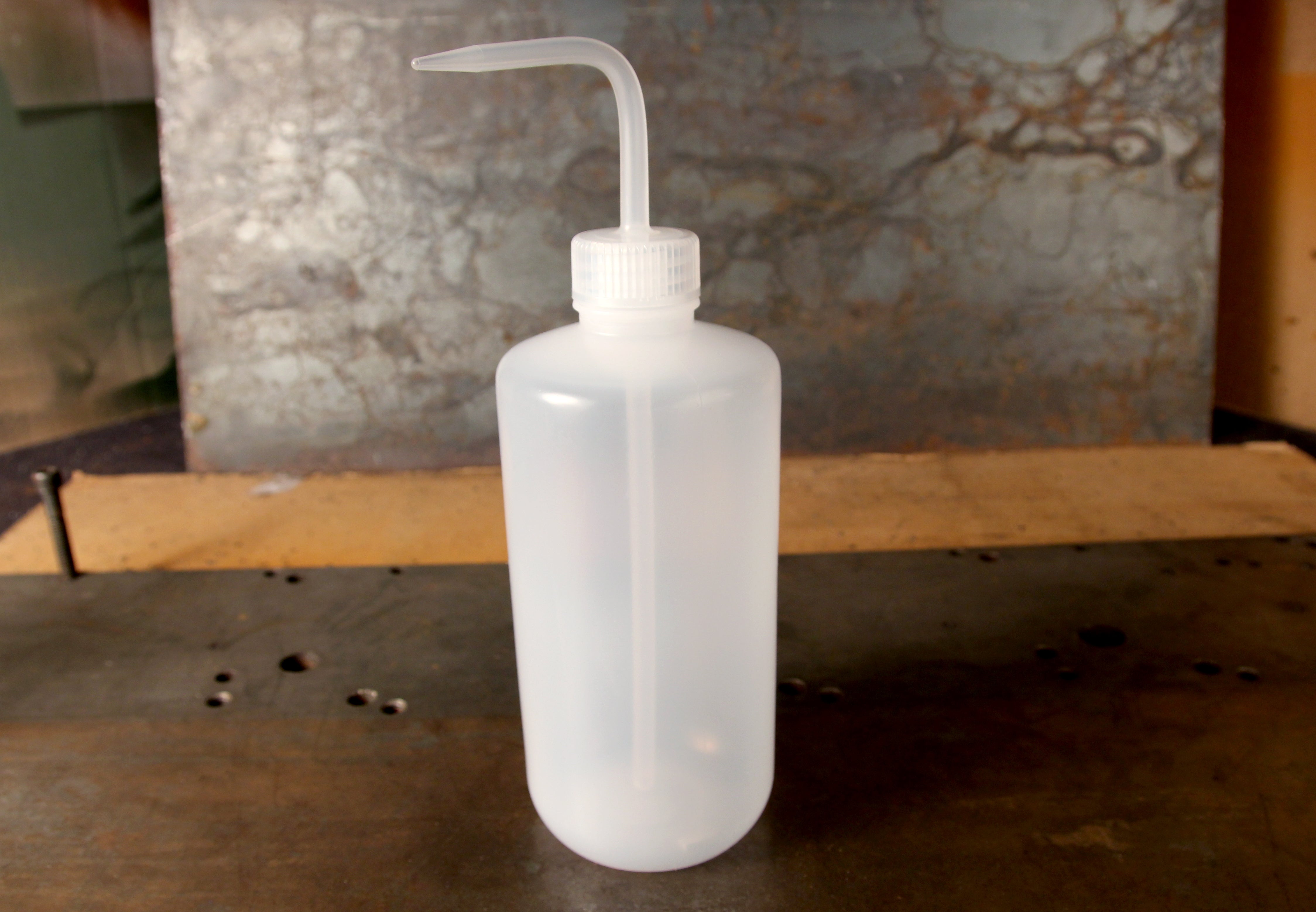 16 oz No Spray Bottle - Leakproof & Drip-Free for Cleaning, Gardening & Hair Care - Perfect for Home, Office & Travel Use