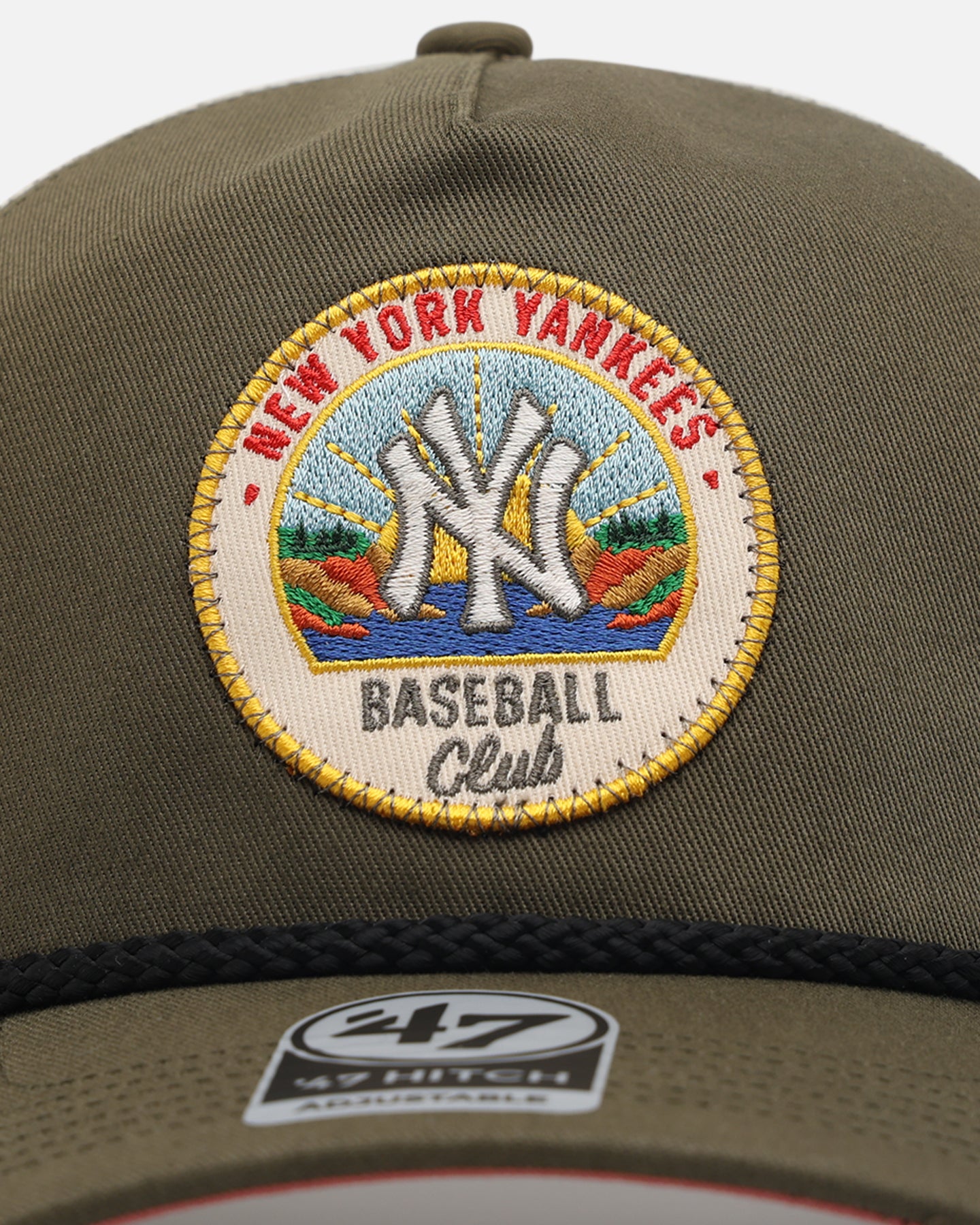 New York Yankees '47 Brand Casting Call Hitch Trucker Snapback Cap in Sandalwood - Perfect for Baseball Games, Streetwear Fashion, and Yankees Fans Collection