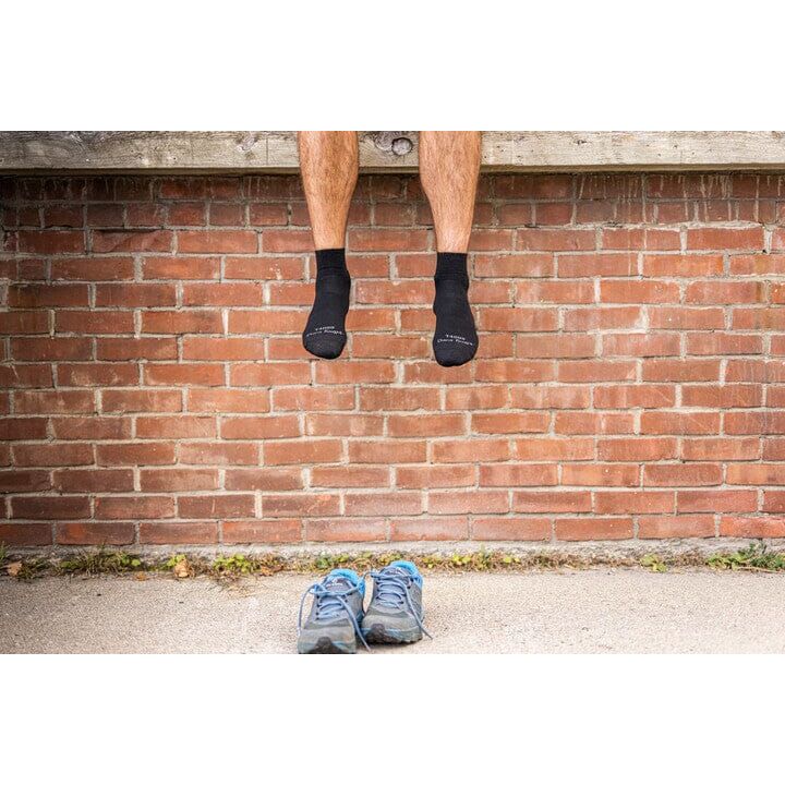 DARN TOUGH Quarter Midweight Tactical Socks with Cushioning - Durable Military-Grade Socks for Hiking, Work & Outdoor Adventures