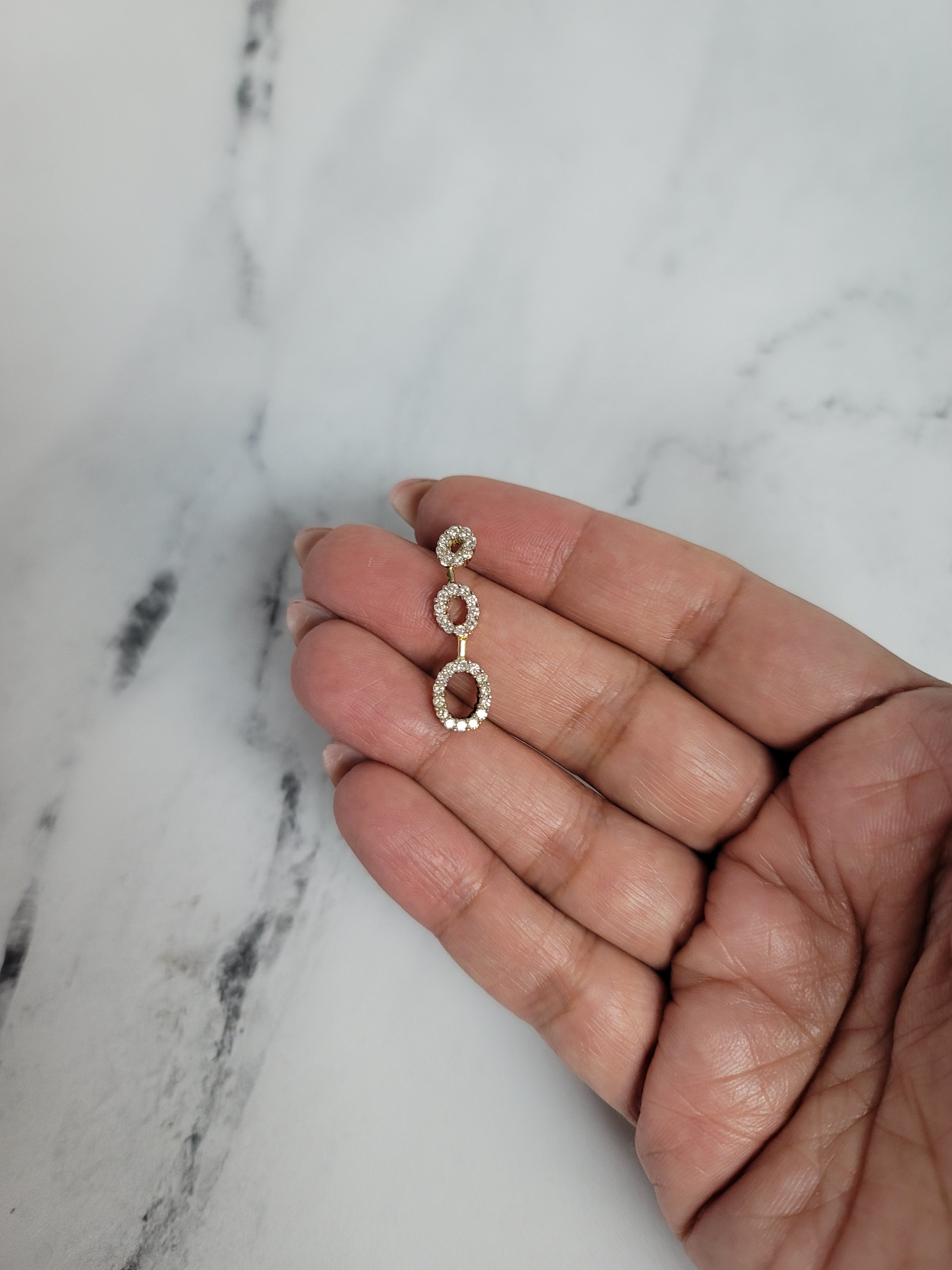 Elegant 14k Yellow Gold Three Vertical Oval Dangling Diamond Necklace .50cttw - Perfect for Weddings, Anniversaries & Special Occasions