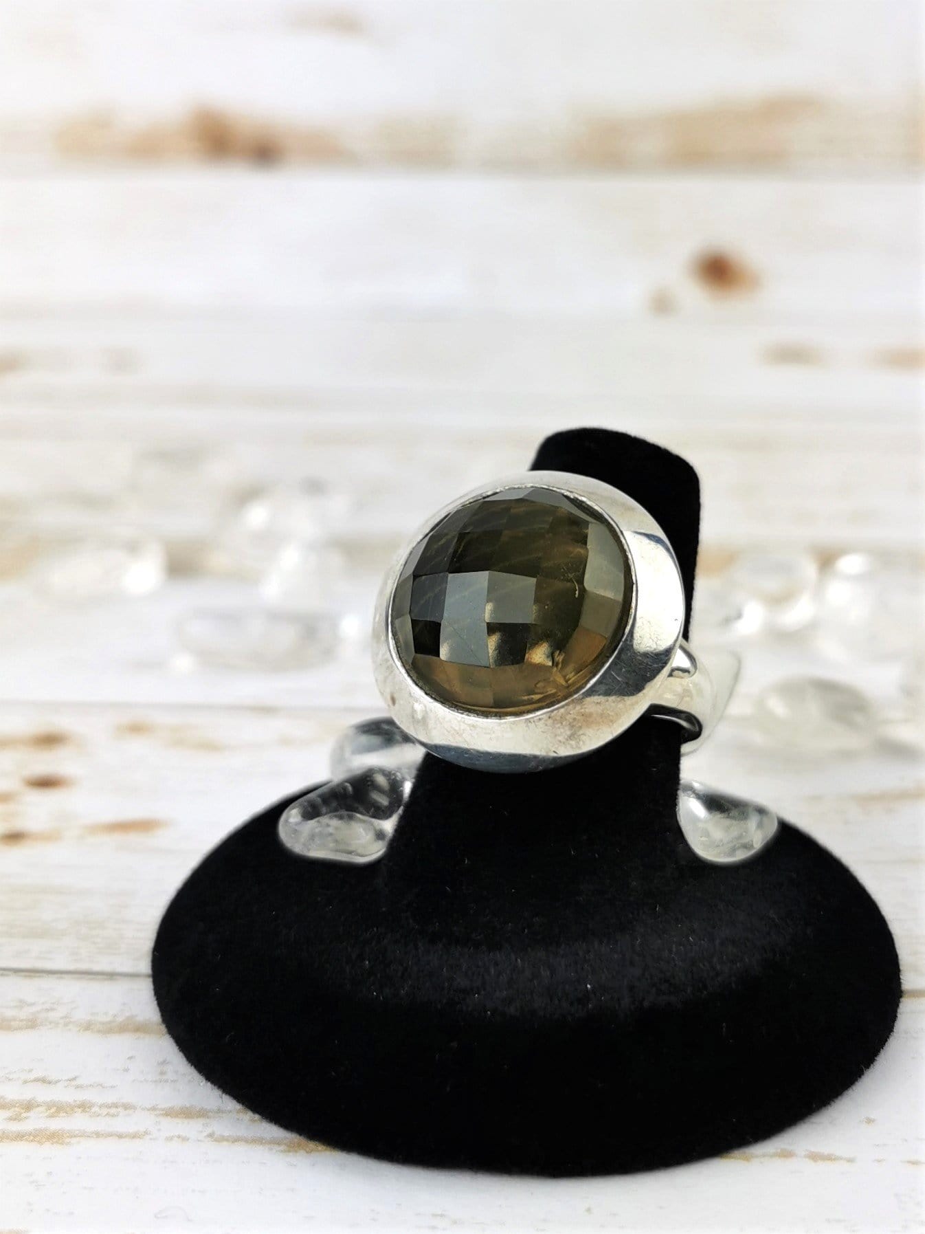 Natural Citrine Gemstone Ring - Faceted Circle Design, Size 7 | Elegant Jewelry for Women, Perfect for Everyday Wear & Special Occasions