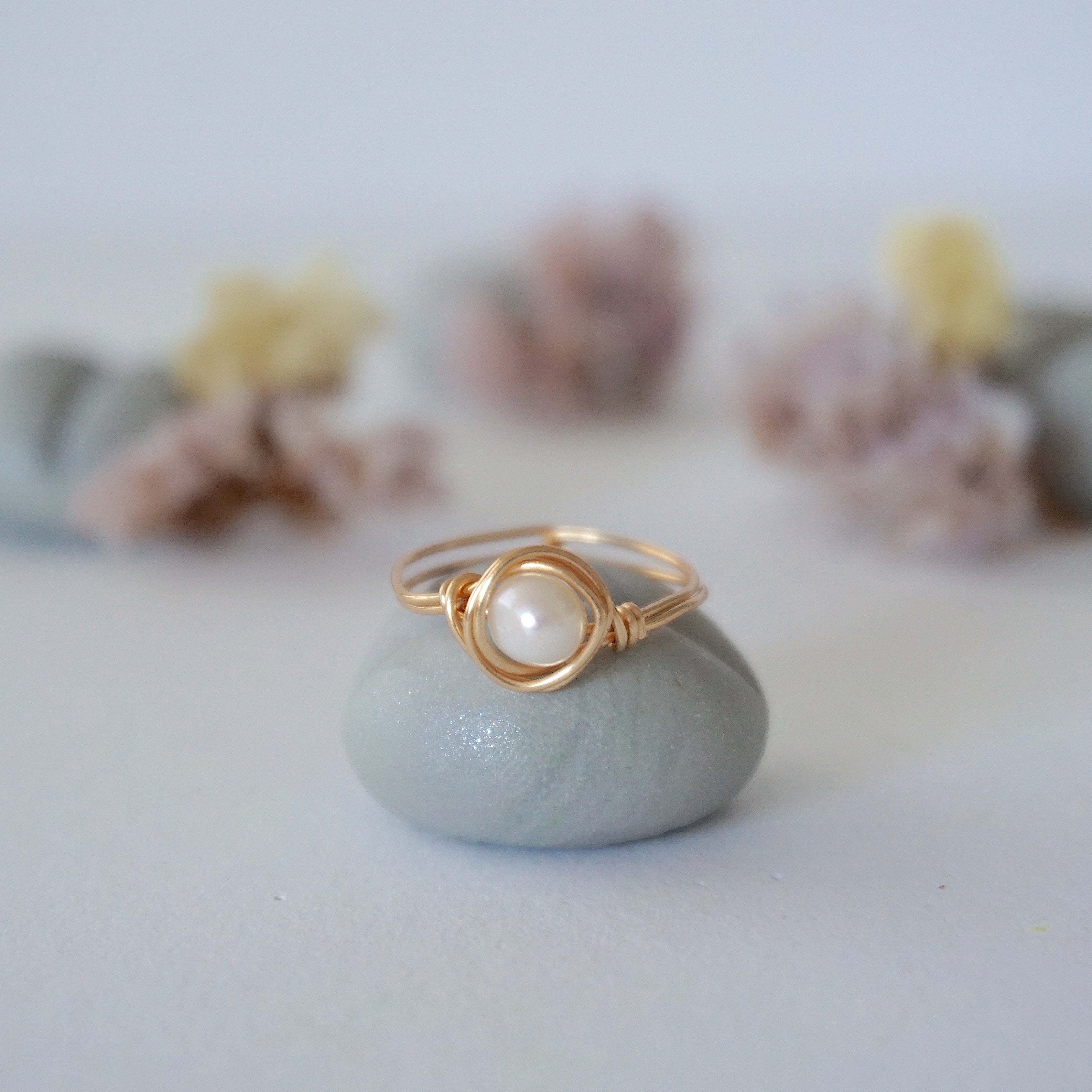 Elegant Classic Pearl Ring in 14K Gold for Women - Perfect for Weddings, Anniversaries & Special Occasions