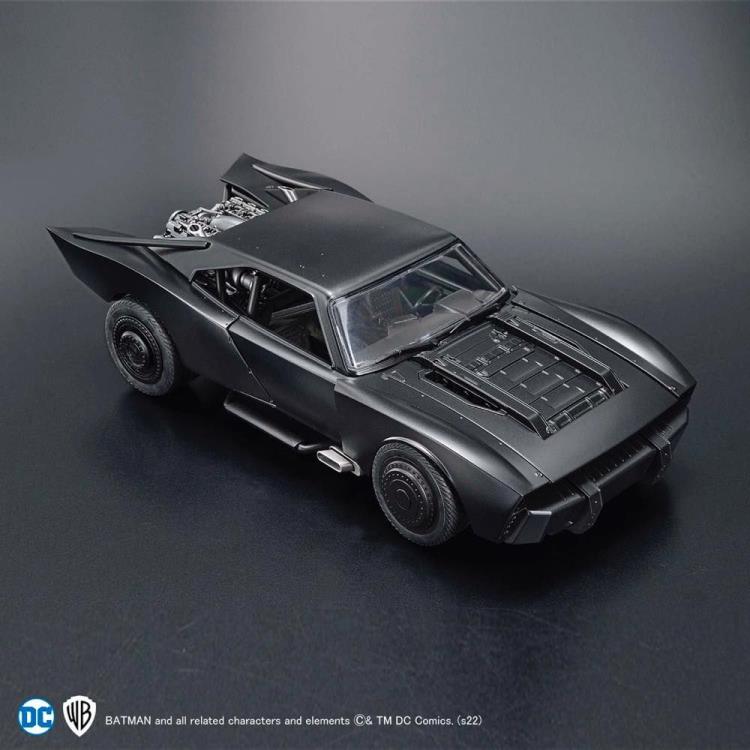 The Batman (2022) Batmobile 1/35 Scale Model Kit - Premium Collectible Toy for DC Comics Fans & Movie Enthusiasts - Perfect for Display, Gifts & Action Figure Collections