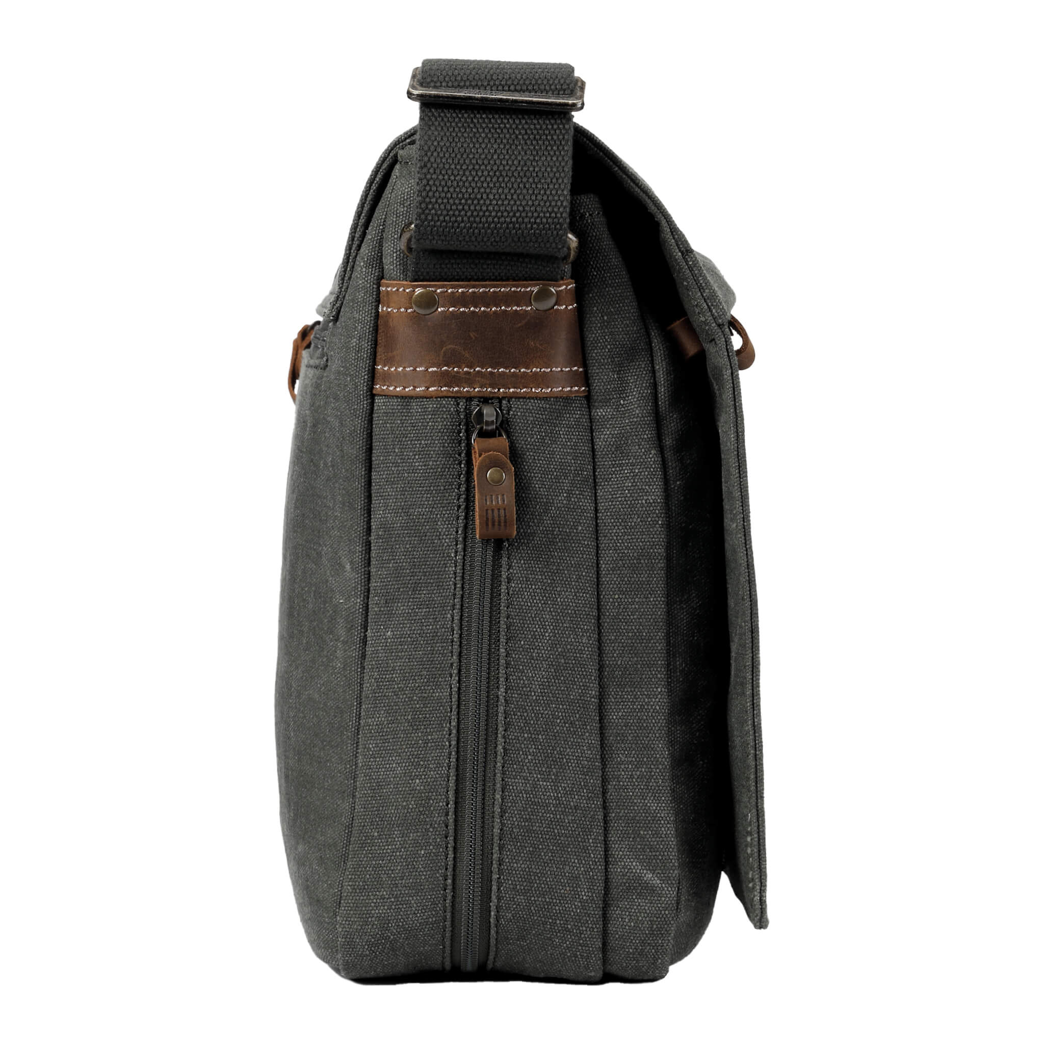 TRP0240 Troop London Classic Canvas Laptop Messenger Bag 16.5 Inch - Stylish Work & College Commuter Bag for Men & Women