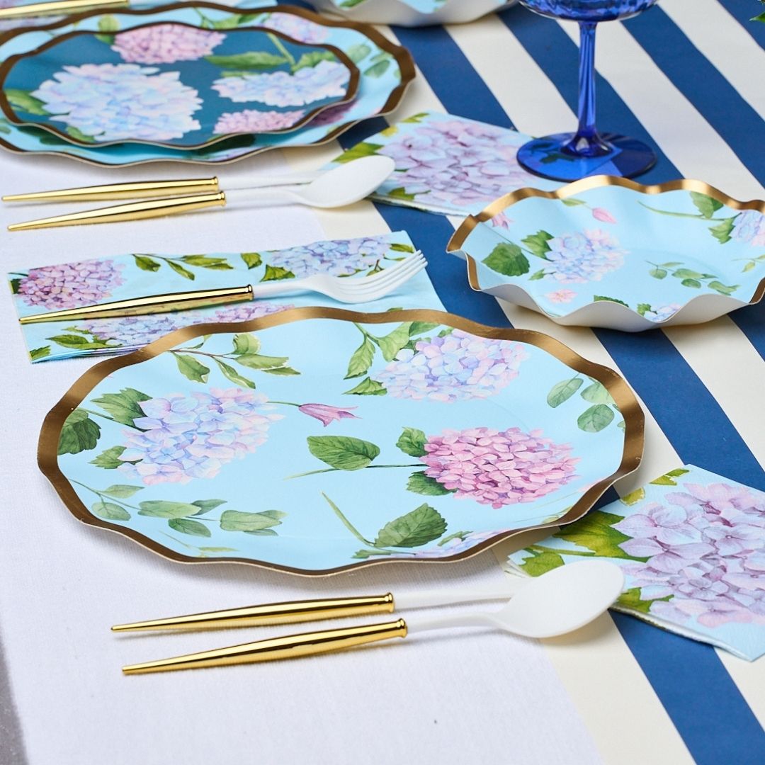 Complete Hydrangea Floral Table Setting Kit for 8 - Elegant Dinner Party Decor for Weddings, Anniversaries & Special Occasions