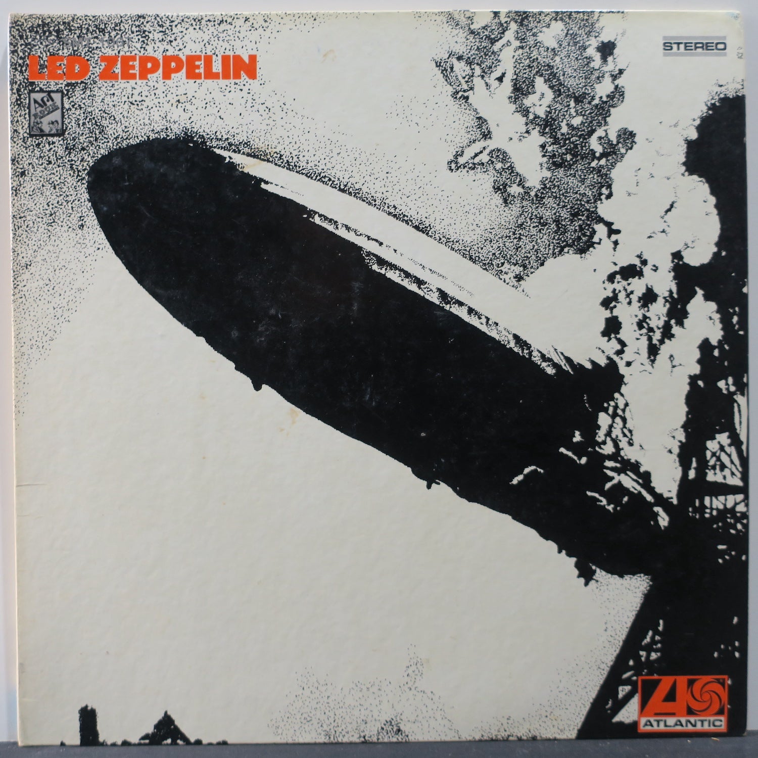 Led Zeppelin 1969 Japanese Original Misprint Vinyl LP - Rare Collectible Record for Music Enthusiasts & Vinyl Collectors - Perfect for Home Listening & Vintage Music Collections