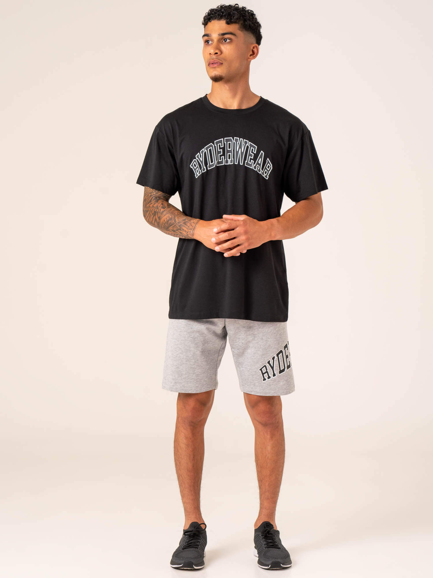 Men's College Style Graphic T-Shirt - Soft Cotton Crewneck Tee for Casual Wear & School Spirit - Black