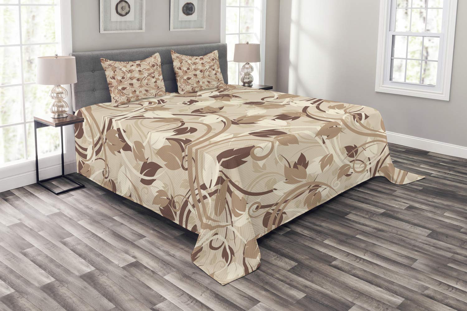 Ambesonne Ivory King Size 3-Piece Bedspread Set with 2 Pillow Shams - Autumn Leaves Pattern in Faded Earthen Tones, Cream Umber Cocoa Fall Themed Bedding | Perfect for Seasonal Home Decor, Cozy Bedroom Upgrade, and Romantic Atmosphere