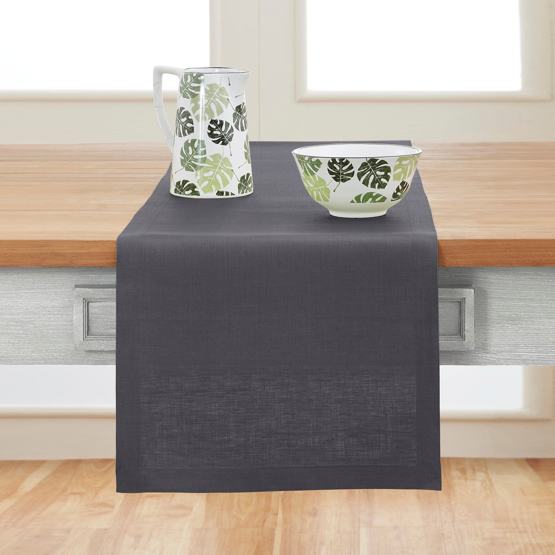 Elegant Diana Medium Weight Table Runner - Perfect for Dining Tables, Weddings & Home Decor