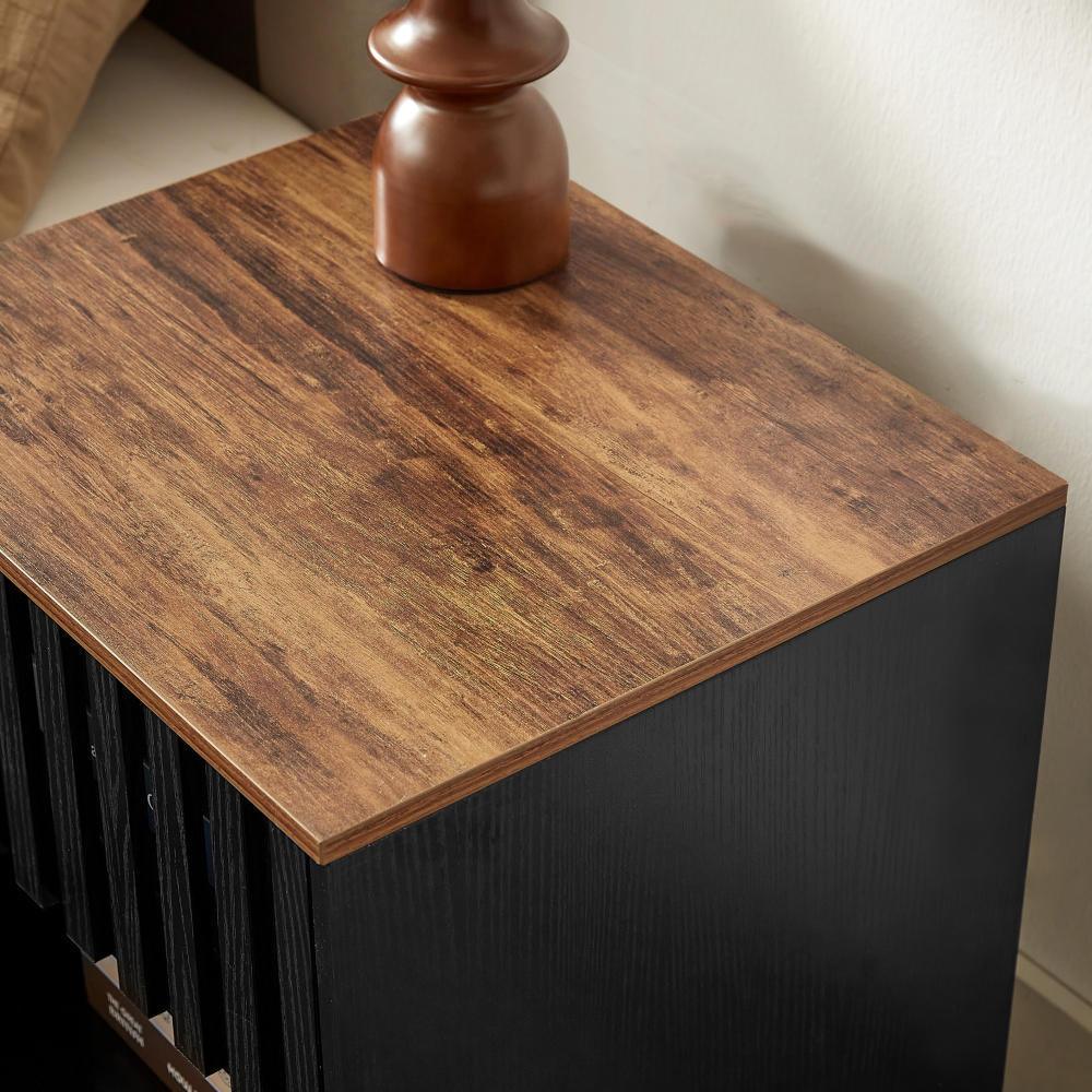 2 Set Mid Century Modern Nightstands with Grille Striped Doors - Bedside Tables with Slatted Drawers & Metal Legs - Stylish End Tables for Bedroom Decor | Perfect for Small Spaces, Guest Rooms & Apartment Living