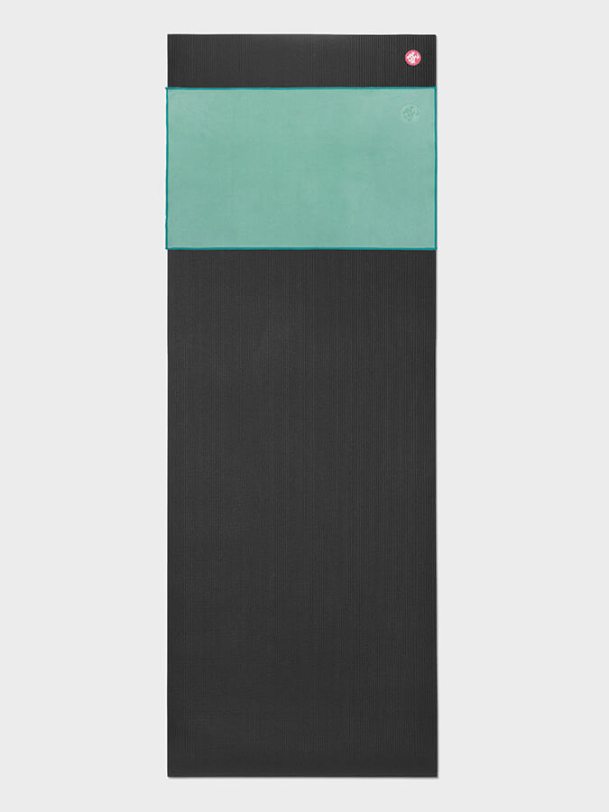 Manduka eQua Yoga Hand Towel - Premium Microfiber for Hot Yoga, Pilates & Gym - Quick-Dry & Non-Slip Grip - Ideal for Sweat Absorption & Workout Essentials