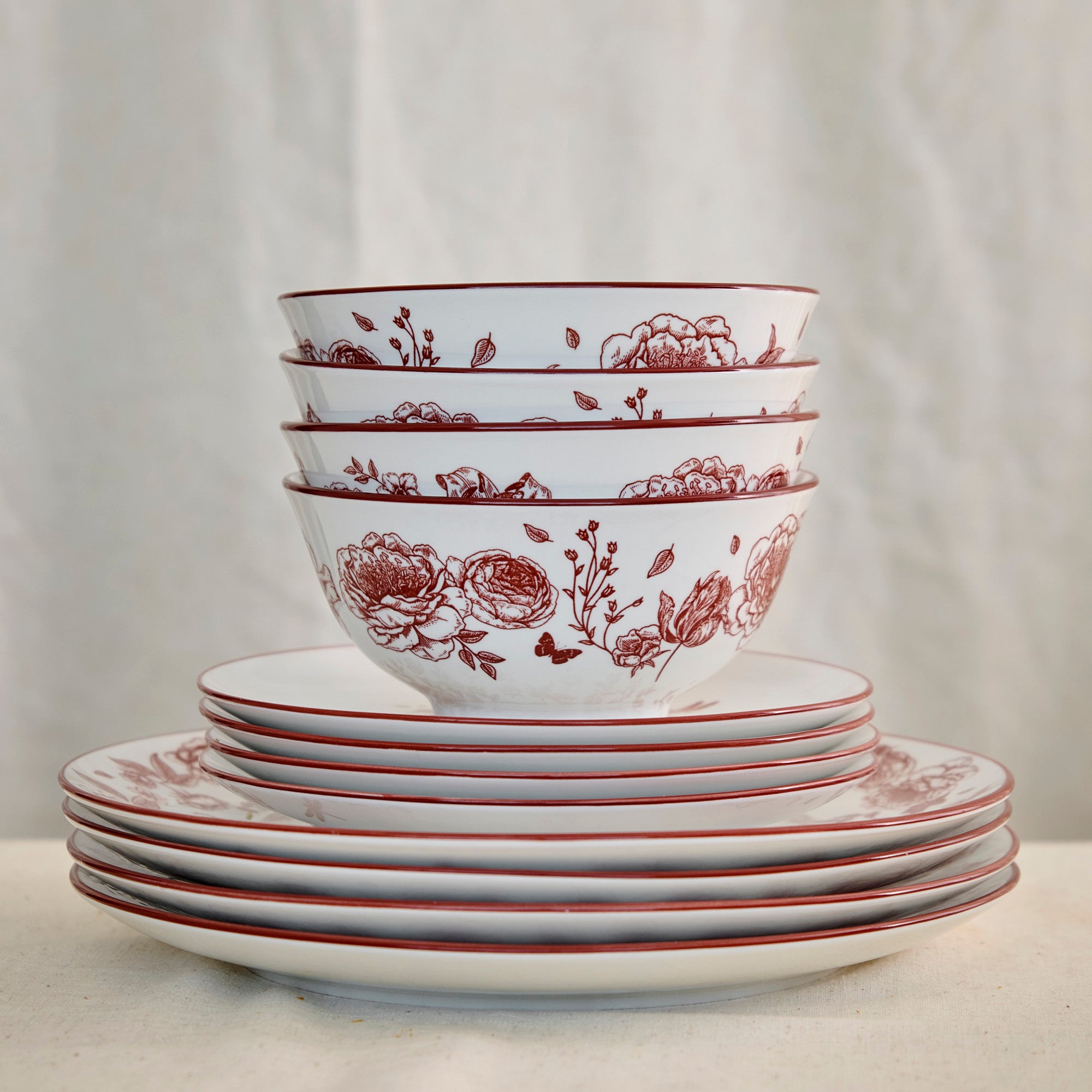 Premium Esme Porcelain Dinnerware Set - Elegant Red 16-Piece Dinnerware for Formal Dining, Holiday Entertaining & Special Occasions