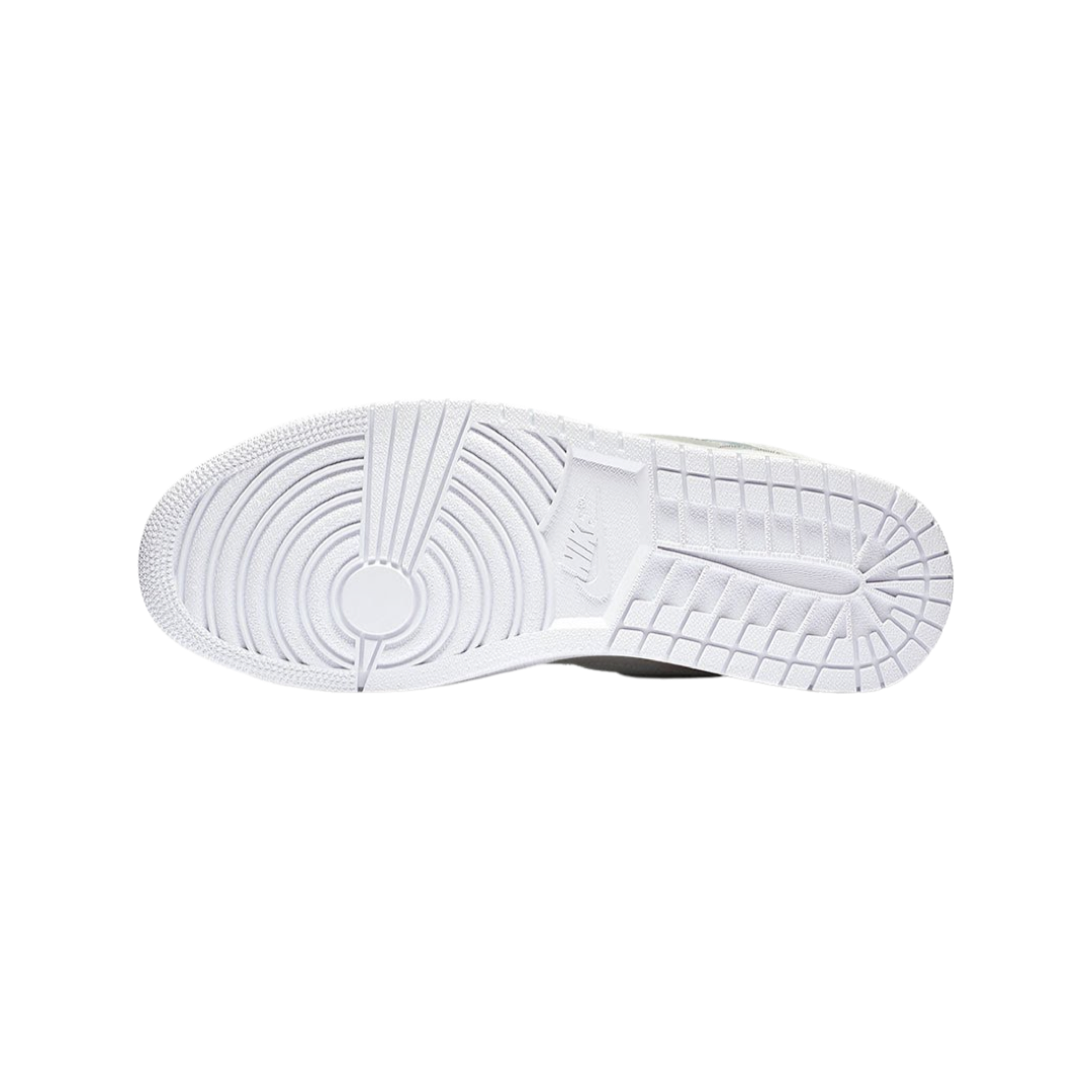 Air Jordan 1 Retro High Nouveau Sneakers - Pure Platinum & Bright Crimson Colorway - Men's Basketball Shoes for Streetwear & Casual Fashion
