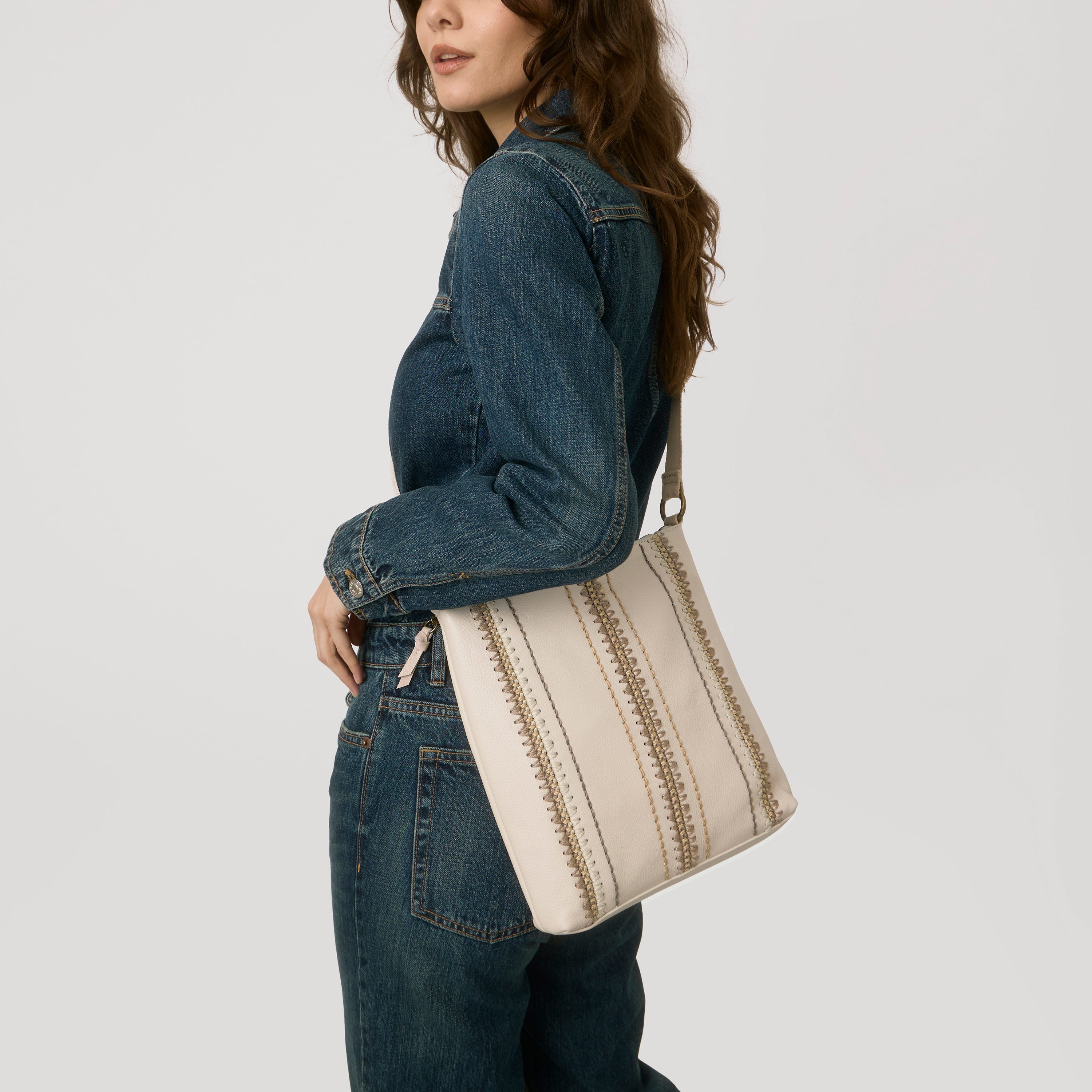 Lucia Crossbody Bag for Women - Stylish & Lightweight Shoulder Purse - Perfect for Everyday Use, Travel, and Shopping