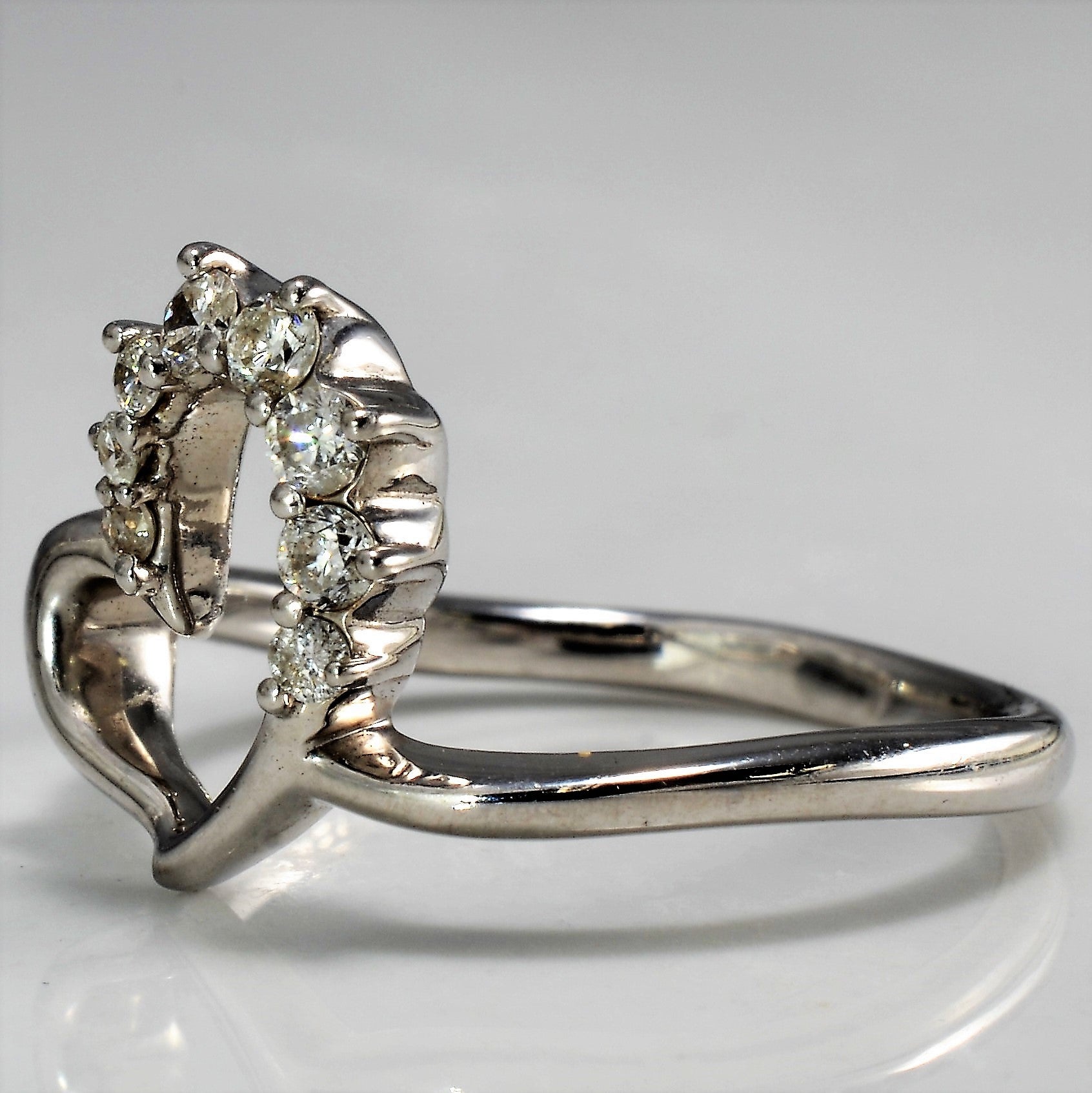 18K White Gold Diamond Heart Ring - 0.20 Carat Total Weight - Size 5 - Perfect for Valentine's Day, Anniversary Gifts & Romantic Proposals
