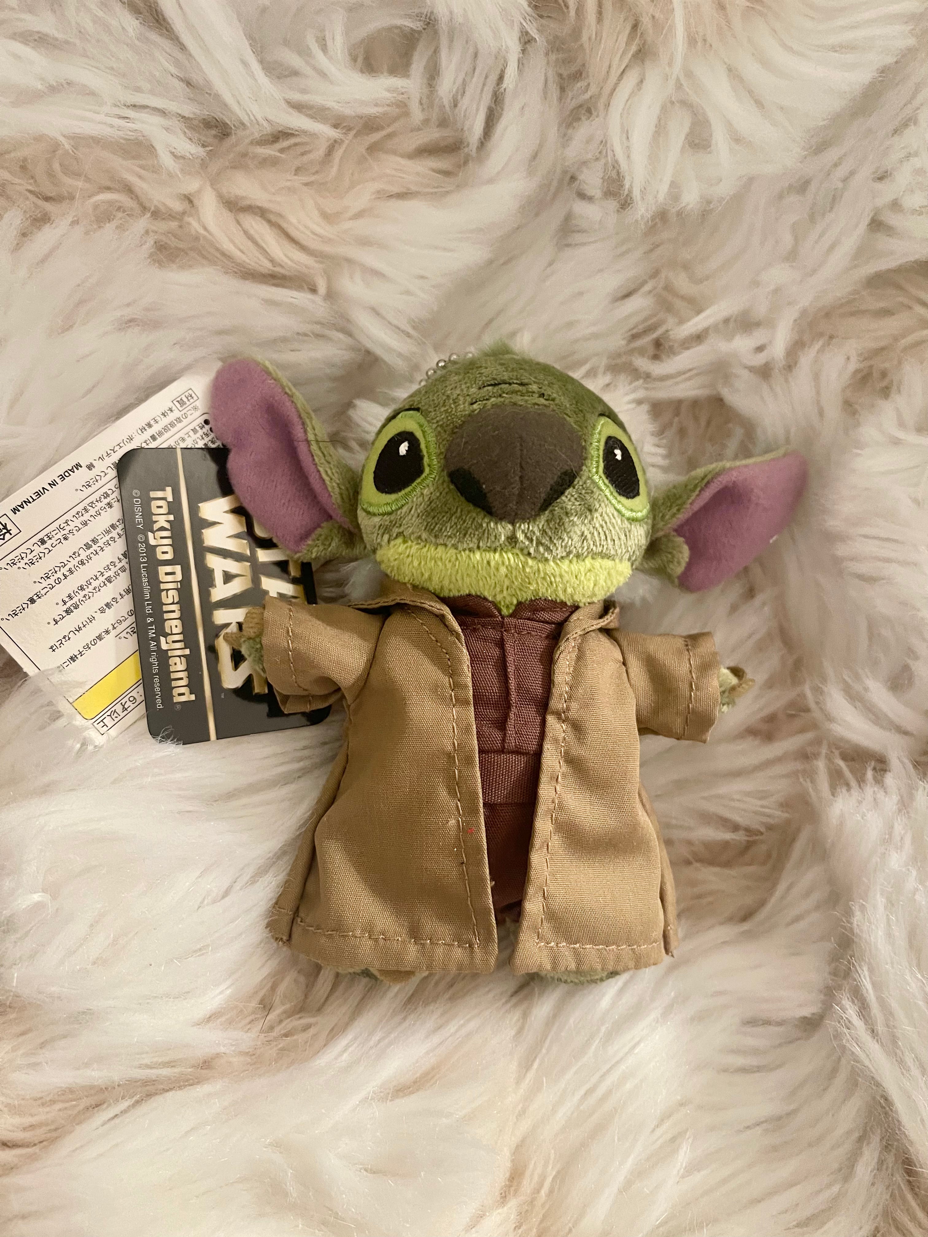 Star Wars Yoda Stitch Keychain Plush Toy - Cute Disney Tokyo Exclusive Collectible for Bags, Backpacks & Gifts | Anime Kawaii Accessories for Fans