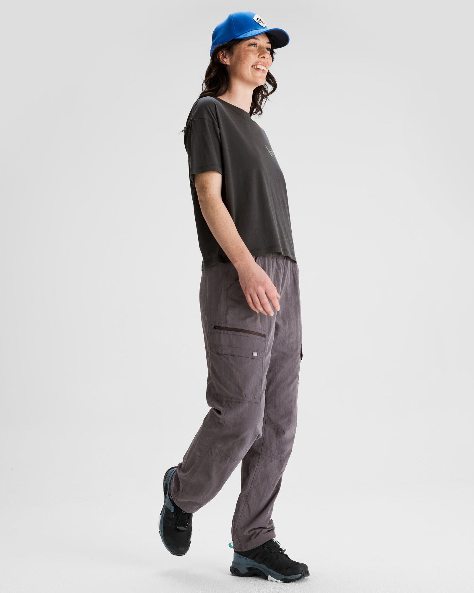 Women's Explore Nature Organic Cotton T-Shirt - Eco-Friendly Casual Tee for Hiking, Travel & Outdoor Adventures | Shale Color
