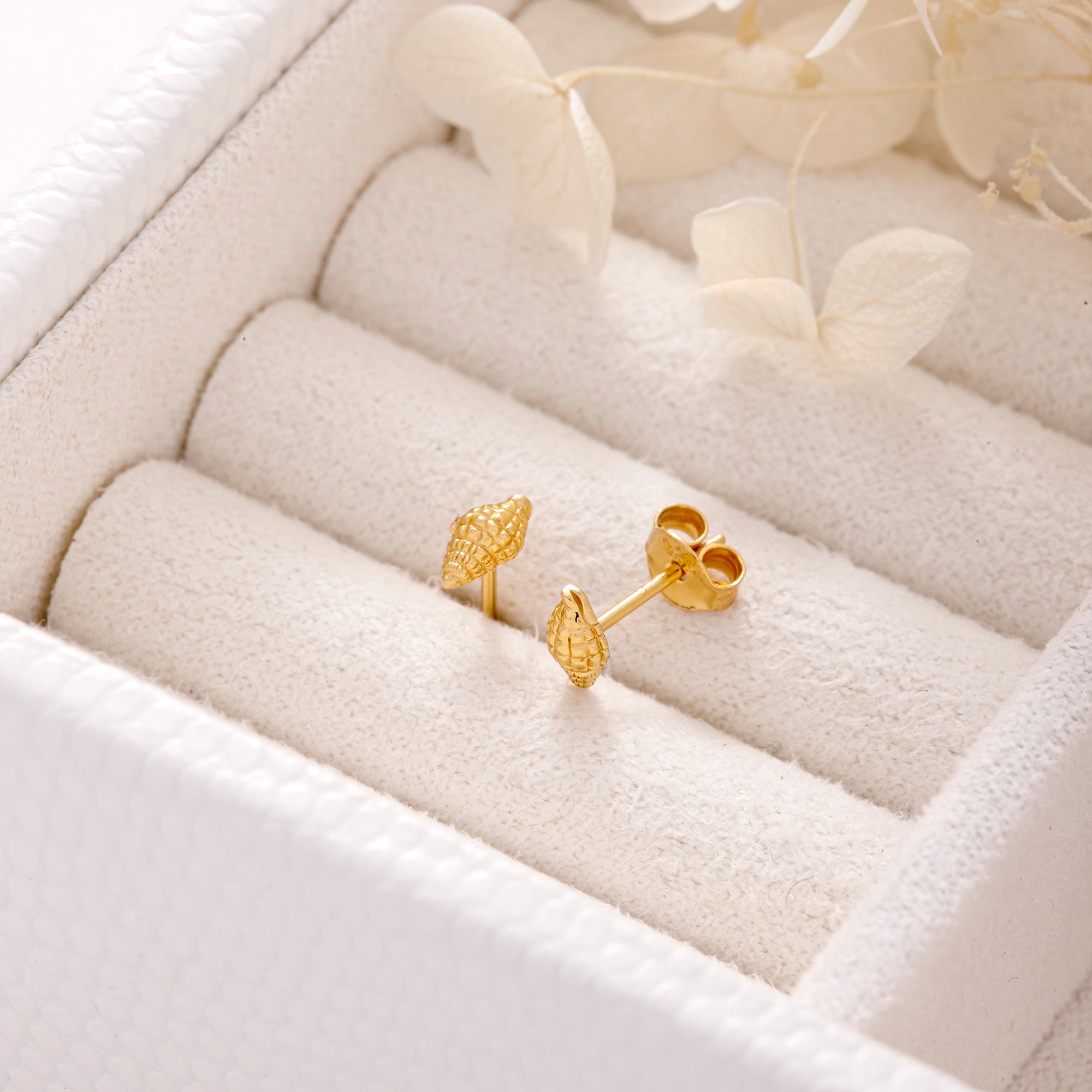Spiral Shell Gold Stud Earrings for Women - 14K Gold Plated Dainty Seashell Earrings - Perfect for Beach Vacation, Summer Outfits & Boho Jewelry Collection