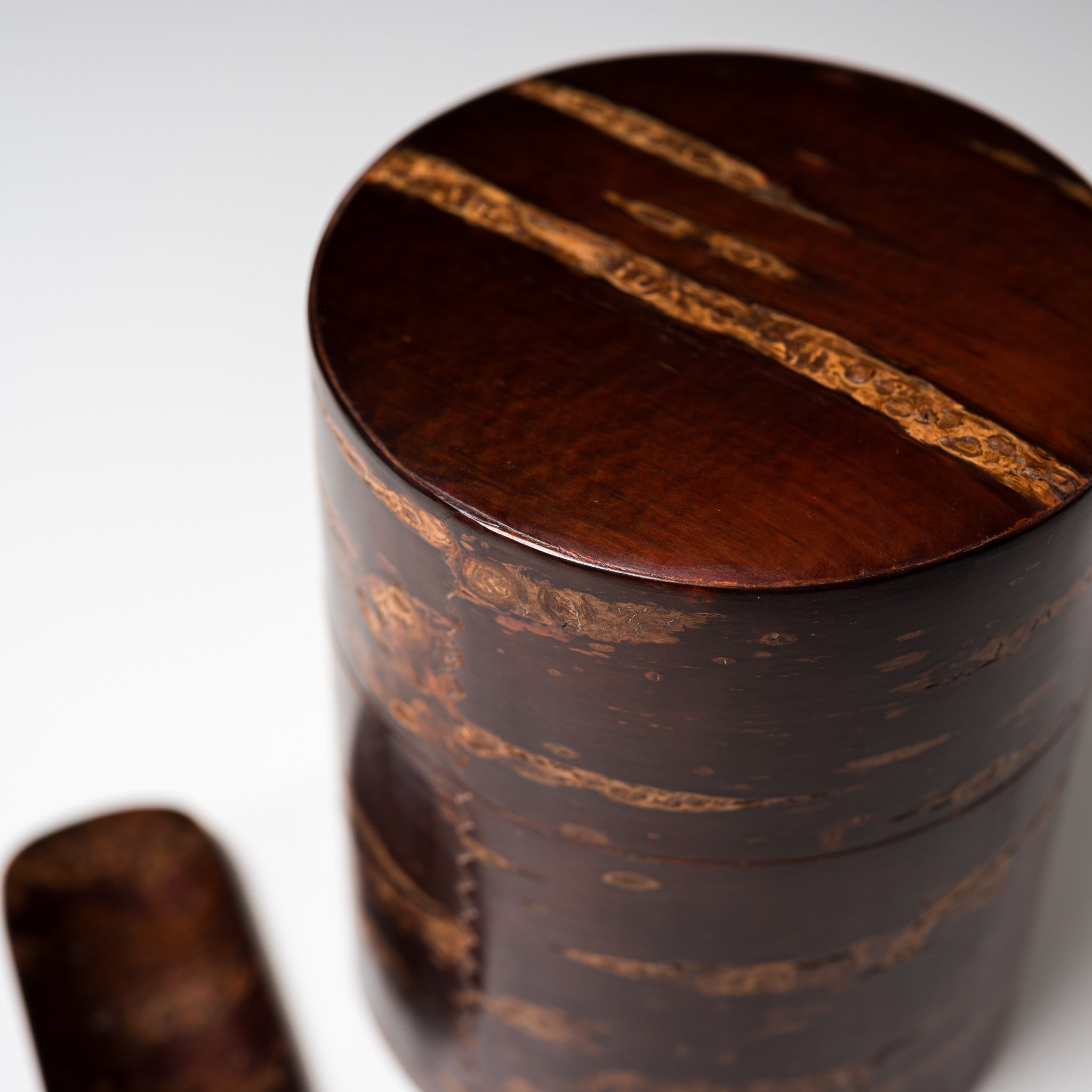 Premium Tomioka Cherry Bark Tea Caddy Gift Set - Traditional Japanese Hiragata Style (200g) - Perfect for Tea Ceremonies, Home Decor & Unique Gifts