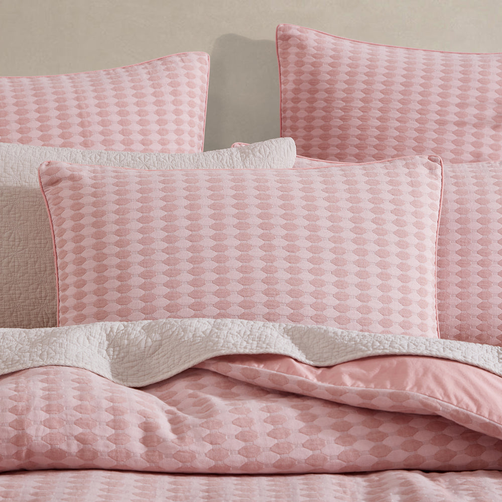 Frankie Blush Quilt Cover Set King Size - Soft Luxury Bedding Set with Matching Pillowcases - Perfect for Master Bedroom, Guest Room & Hotel Decor