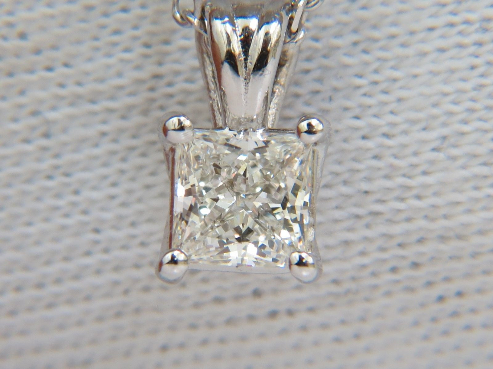 1.01CT GIA Certified Princess Cut Diamond Solitaire Pendant in 14kt Gold (H/VVS1) - Elegant Necklace for Weddings, Anniversaries & Special Occasions