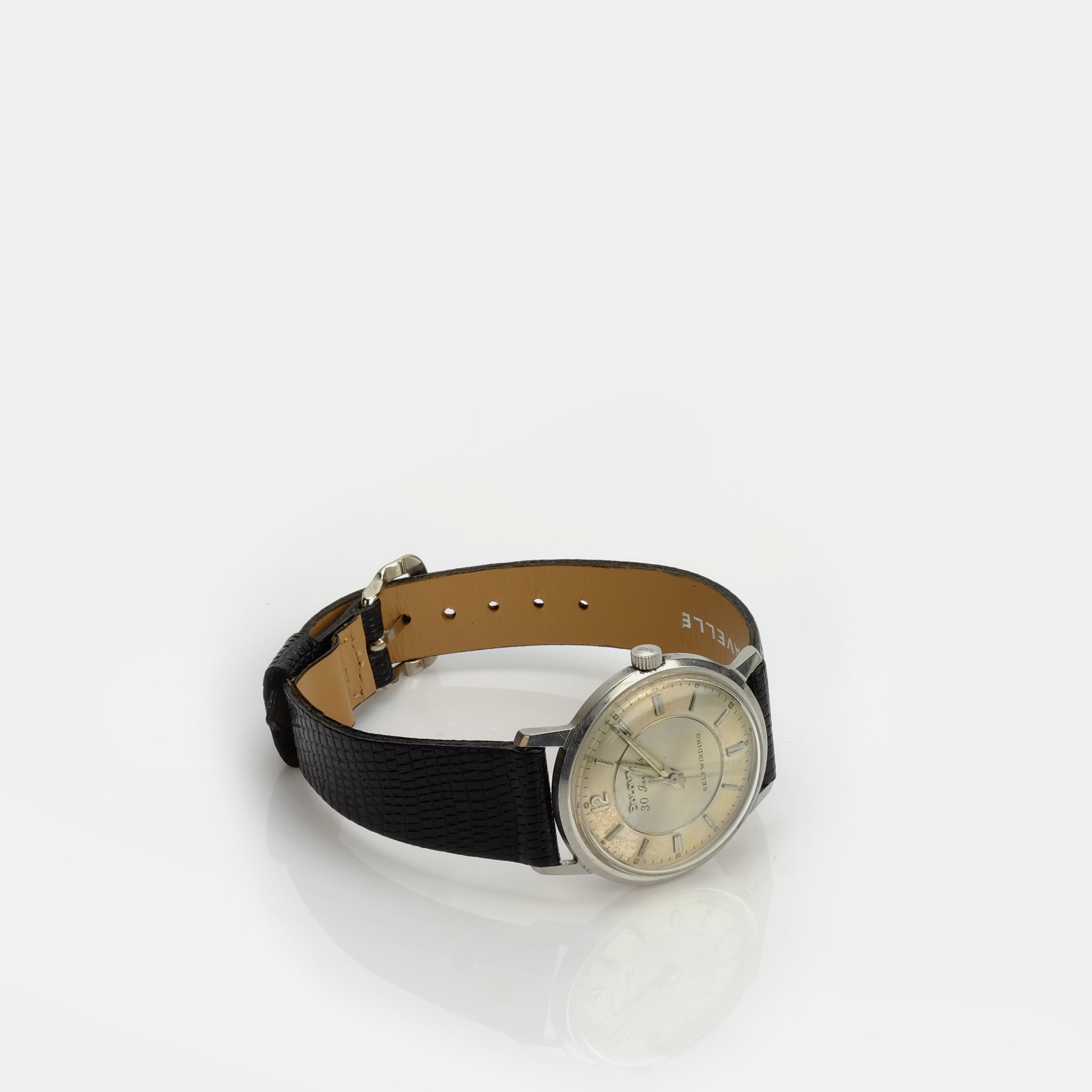 Vintage Bulova Commander B Circa 1966 Men's Wristwatch - Classic Automatic Watch for Collectors & Dress Occasions