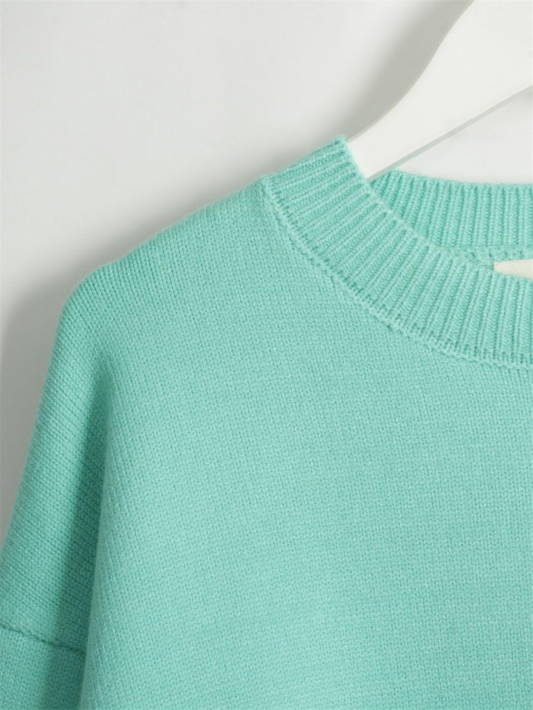 Women's Long Sleeve Knit Sweater - Soft O-Neck Pullover Casual Loose Fit Tops for Fall & Winter | Perfect for Office, Date Night and Cozy Home Wear