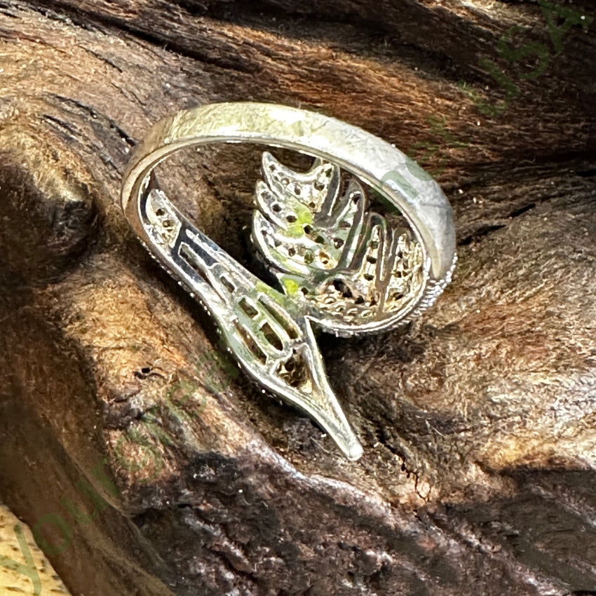 Vintage Sterling Silver Pavé Cubic Zirconia Swan Ring - Size 8 - Elegant Jewelry Gift for Women - Perfect for Weddings, Anniversaries & Special Occasions