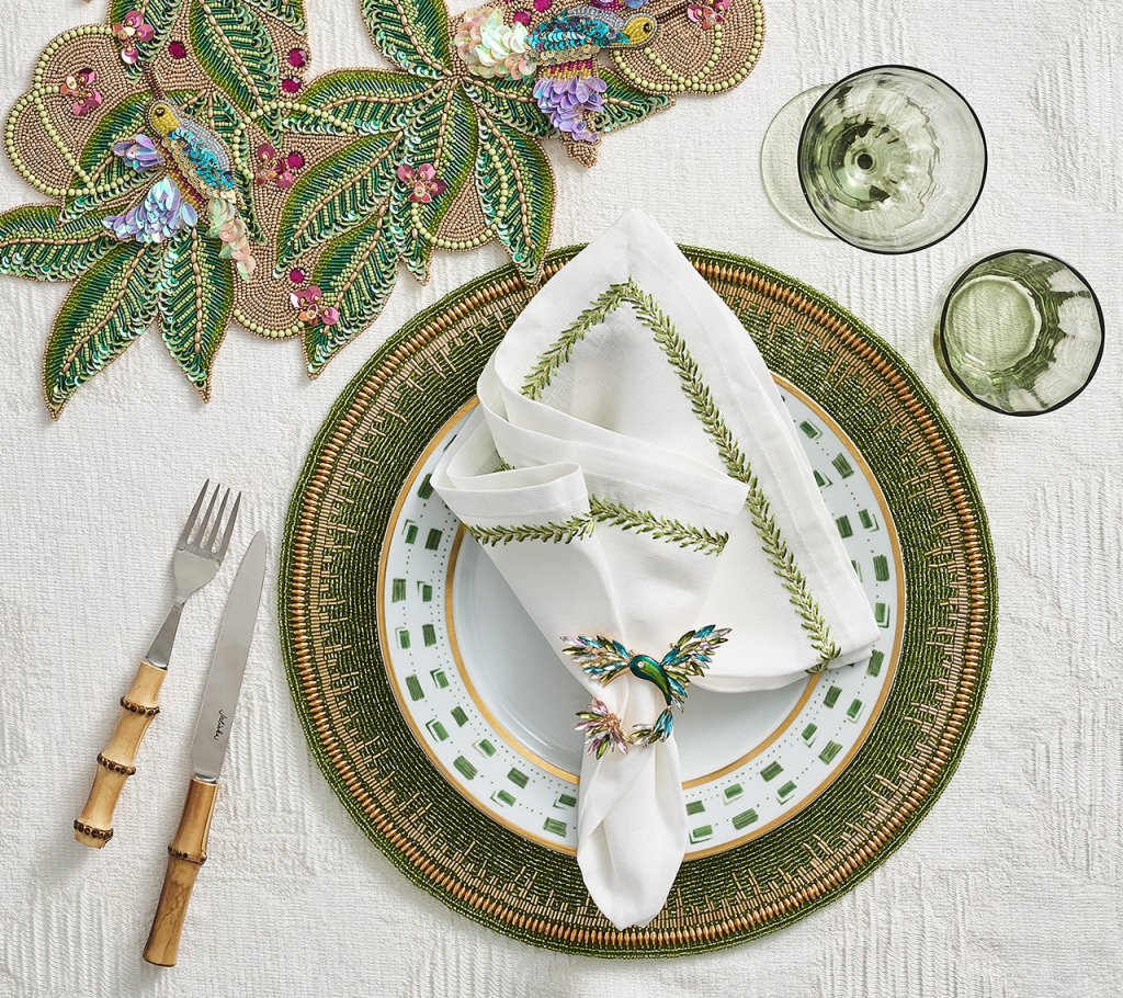 Premium Enamor Placemats Set of 4 - Waterproof & Heat-Resistant Dining Table Mats for Everyday Use, Dinner Parties & Holiday Decor