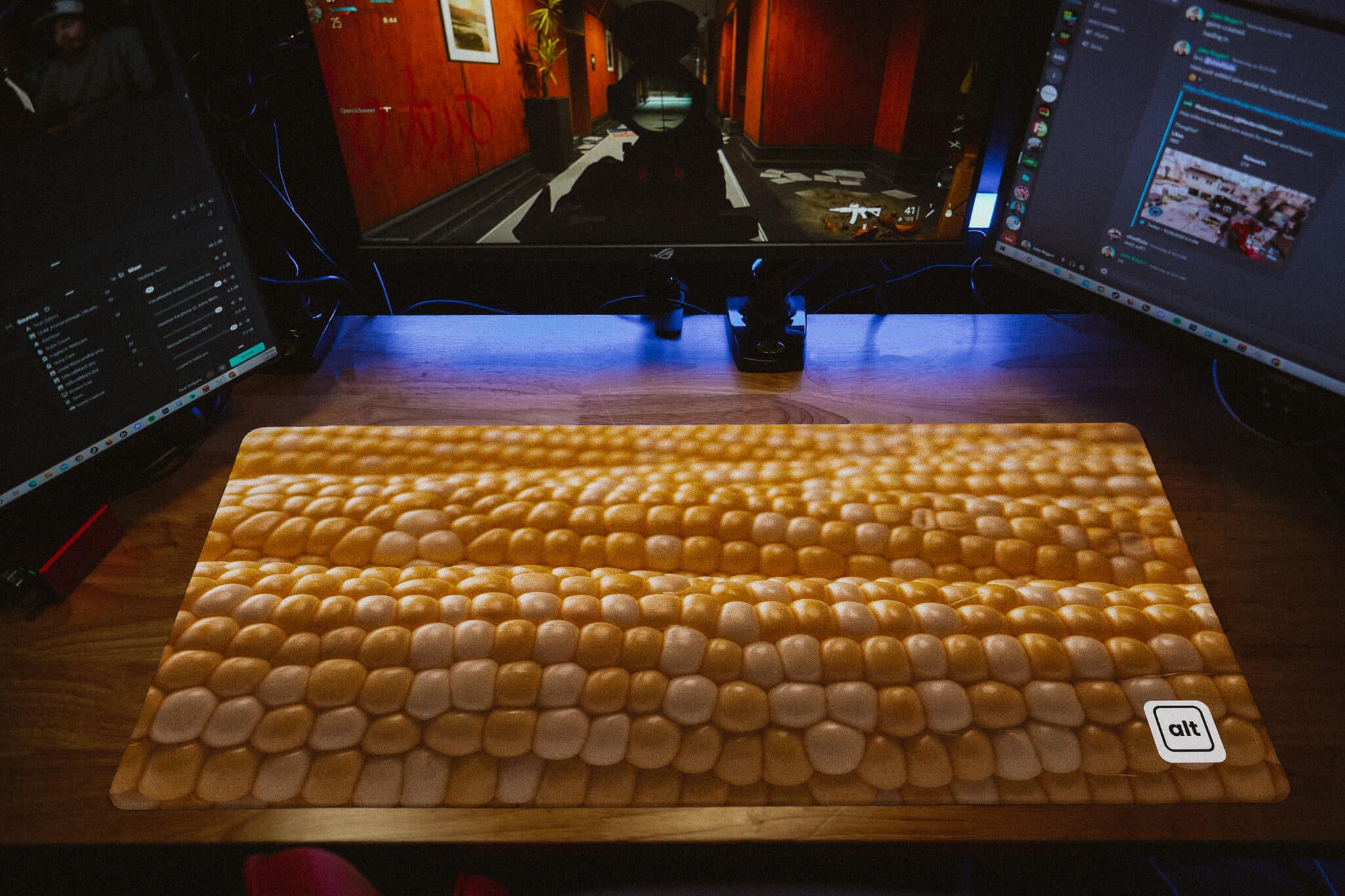 Non-Slip Corn Shaped Mouse Pad - Cute & Comfortable Desk Accessory for Office, Gaming & Home Use