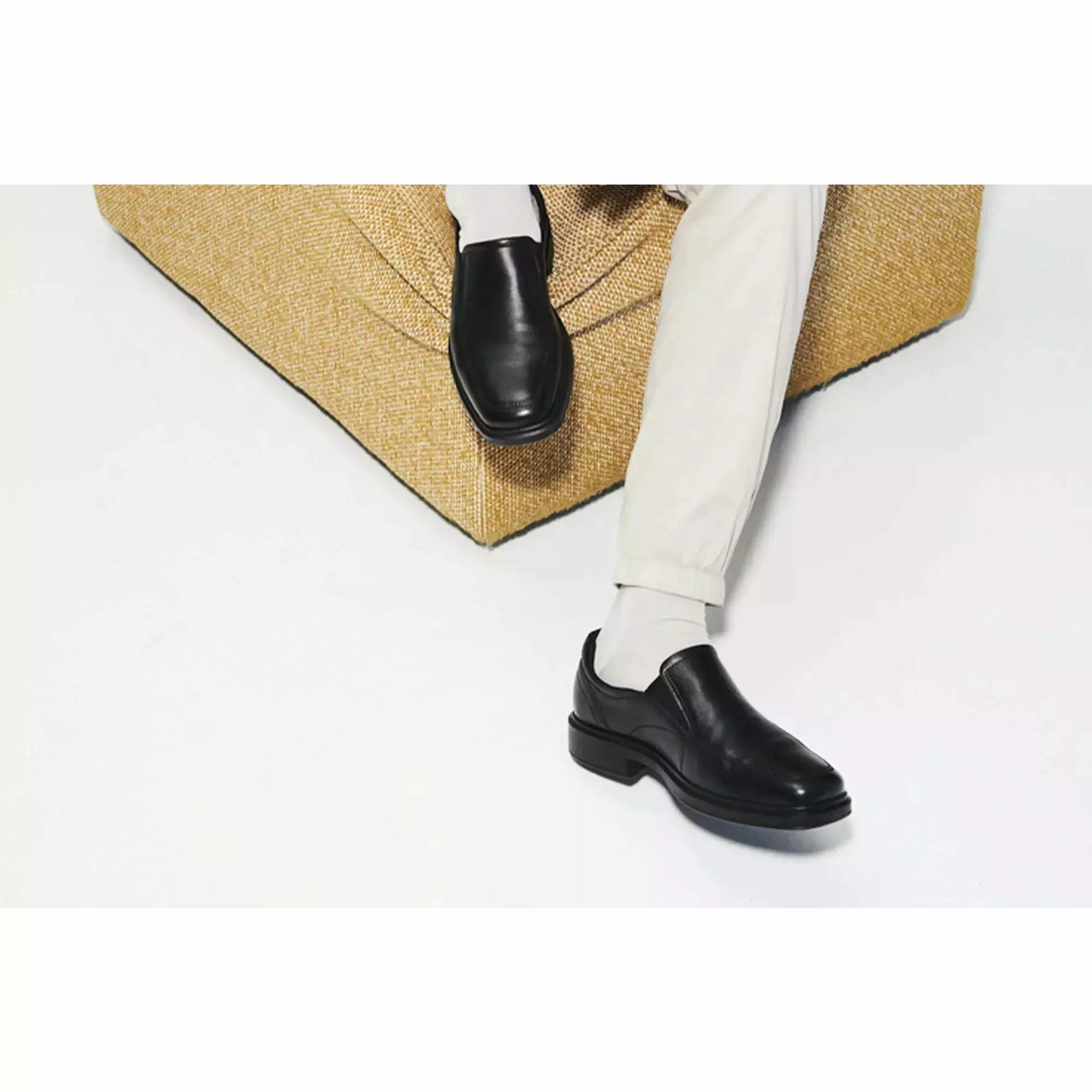 ECCO HELSINKI 2.0 Apron Toe Slip-On Loafers for Men - Comfortable Casual Shoes for Work, Office & Daily Wear