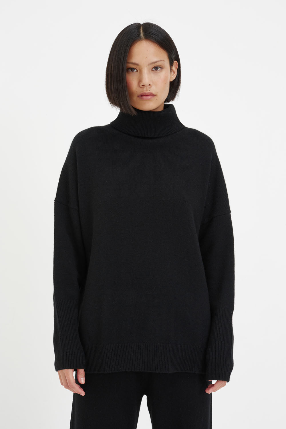Luxury Black Pure Cashmere Roll Neck Sweater for Women & Men - Soft Winter Warm Pullover - Perfect for Office, Travel & Casual Wear