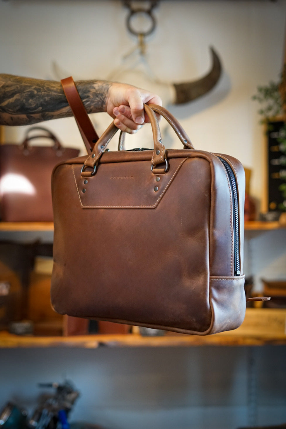 Premium Walnut Brown Leather Business Bag for Men & Women - Stylish & Professional Laptop Briefcase for Office, Work, Travel & Commuting
