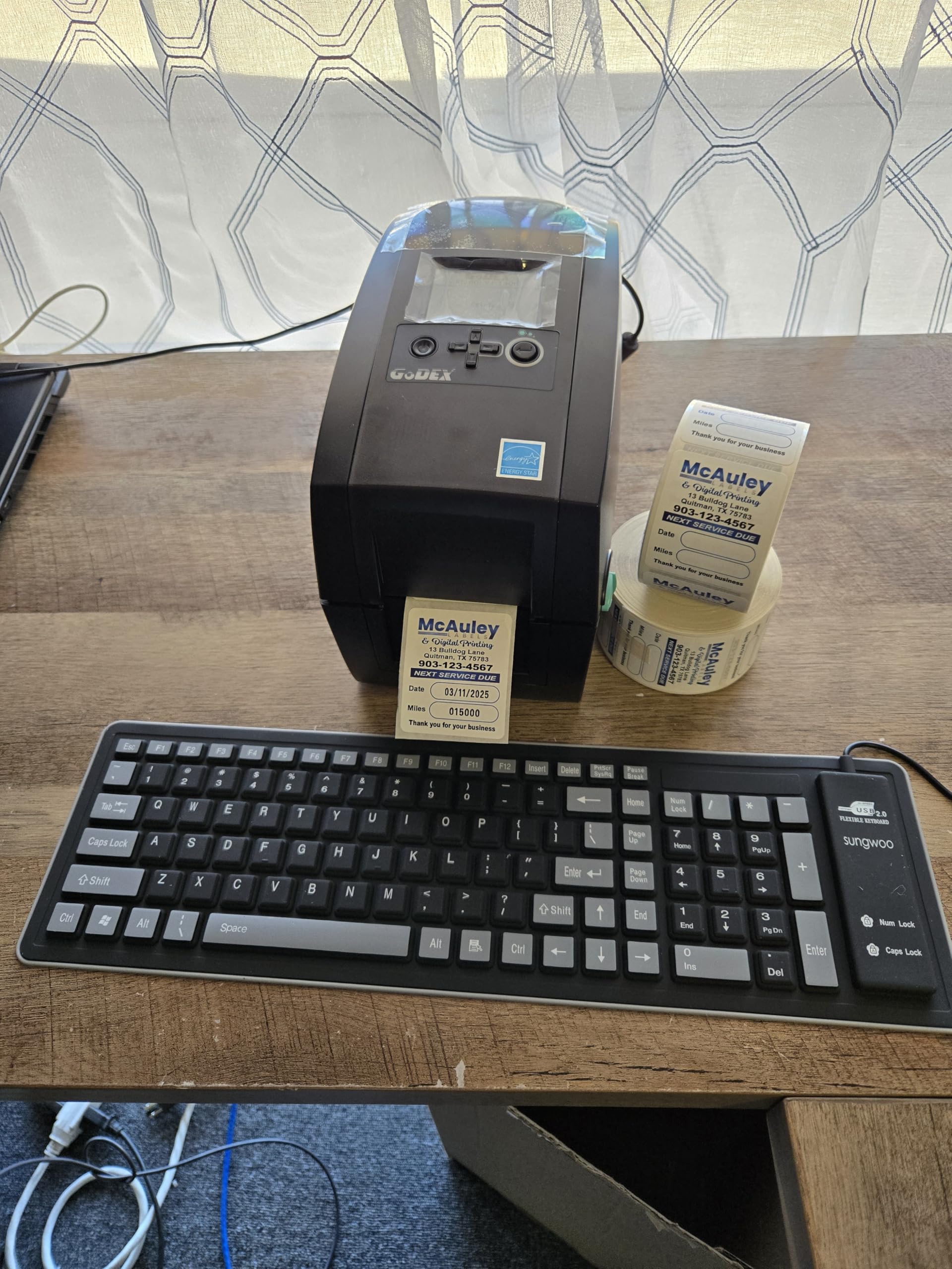McAuley Labels RT 200i Stand Alone Oil Change Reminder Label Printer - Pre-Programmed Kit with 1000 Custom Oil Labels, Thermal Ribbon & Keyboard - Compact Industrial Label Printer for Auto Shops, Fleet Maintenance & Quick Lube Stations
