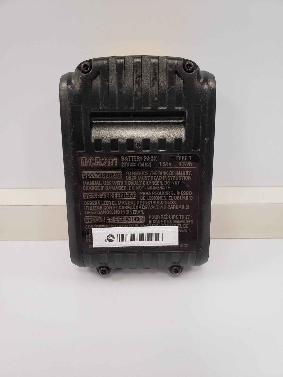 DEWALT DCB201 20V MAX Lithium-Ion Battery Pack (2.0Ah) - Compatible with DEWALT 20V Power Tools - Perfect for Drilling, Fastening & DIY Projects