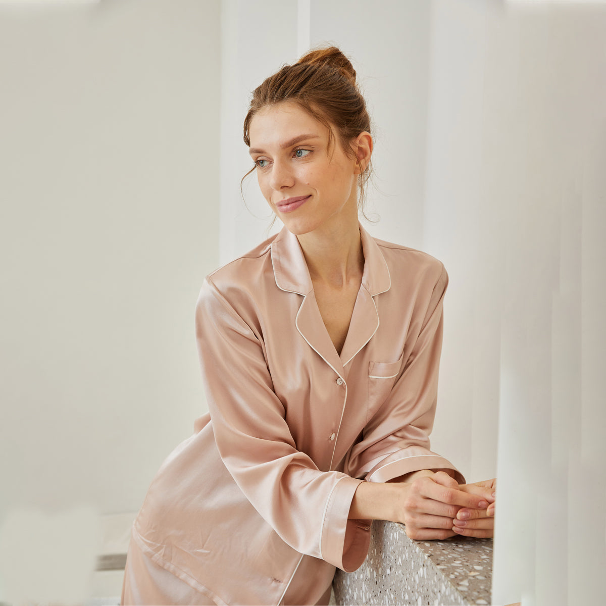 Premium 100% Mulberry Silk Pajama Set for Women - Soft Luxury Sleepwear with Comfortable Fit - Perfect for Relaxing at Home, Spa Days & Romantic Getaways