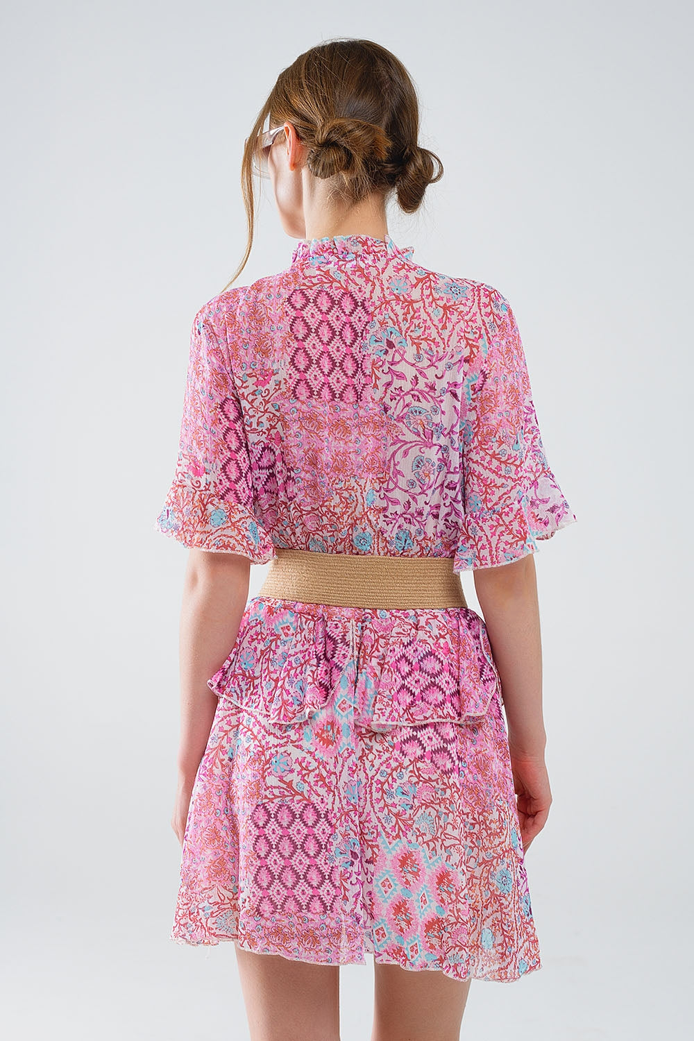 Abstract Print Short Robe and Ruffled Skirt in Pink Shades - Perfect for Casual Wear, Loungewear, and Beach Cover-Ups