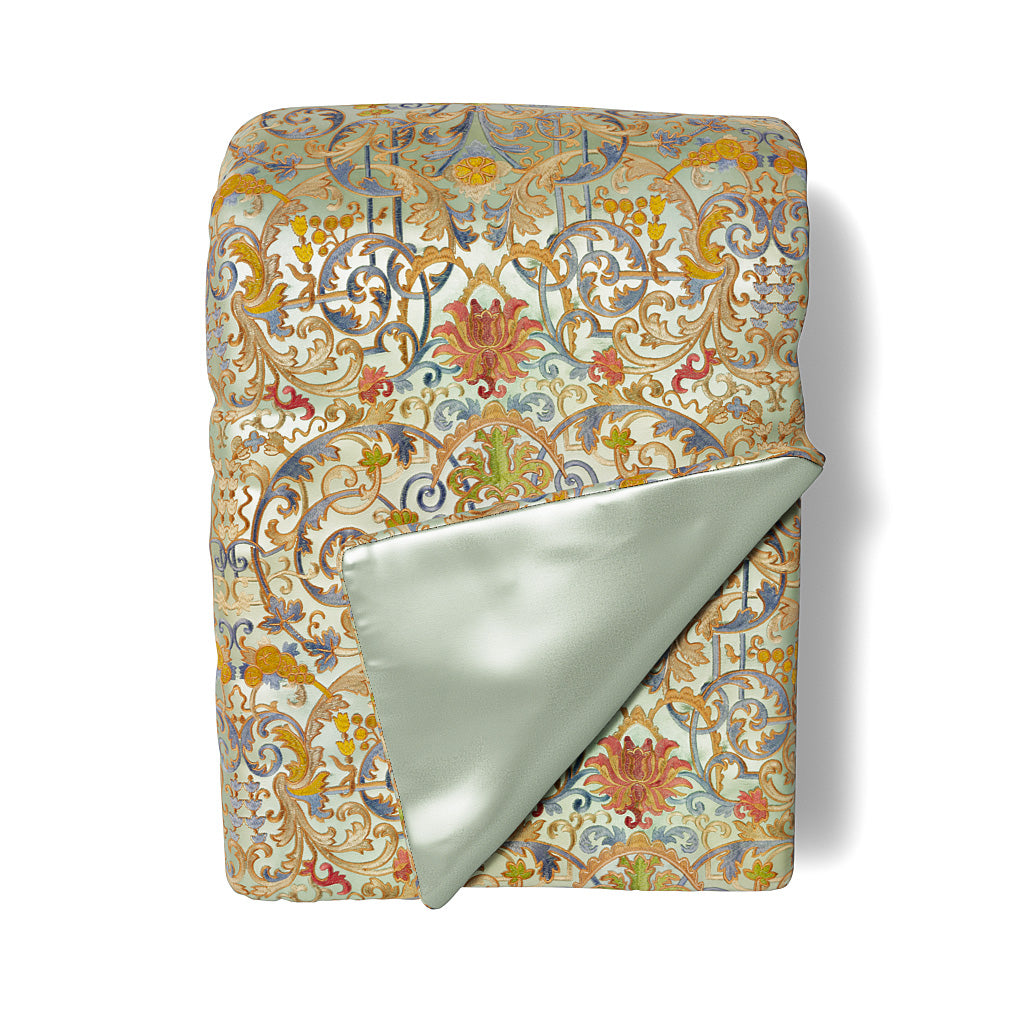 Venezia Throw Blanket - Soft & Cozy Knit Throw for Couch, Bed, or Sofa - Perfect for Home Decor, Gifts, and Winter Warmth