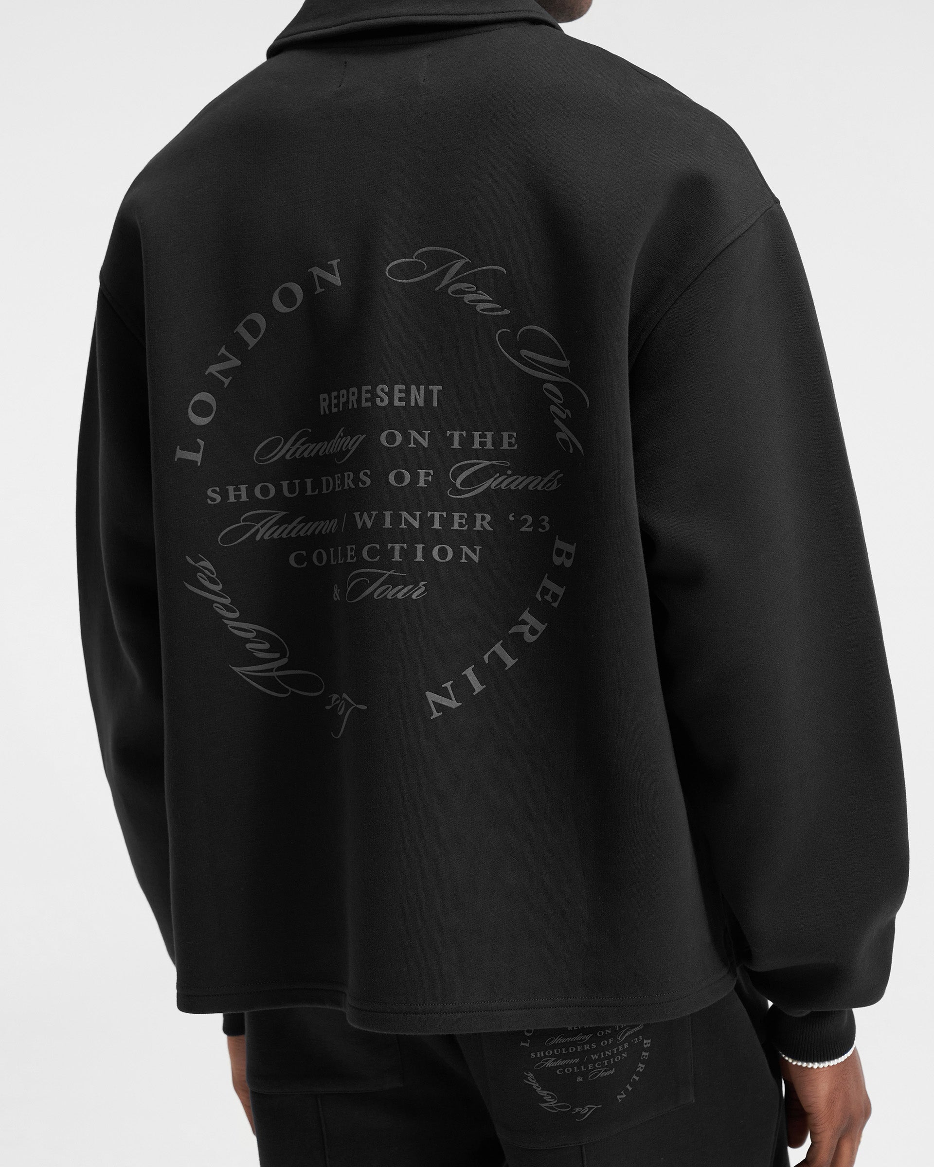 Season Tour Quarter Zip Sweater for Men & Women | Soft Fleece Pullover | Black | Perfect for Outdoor Activities, Travel & Casual Wear