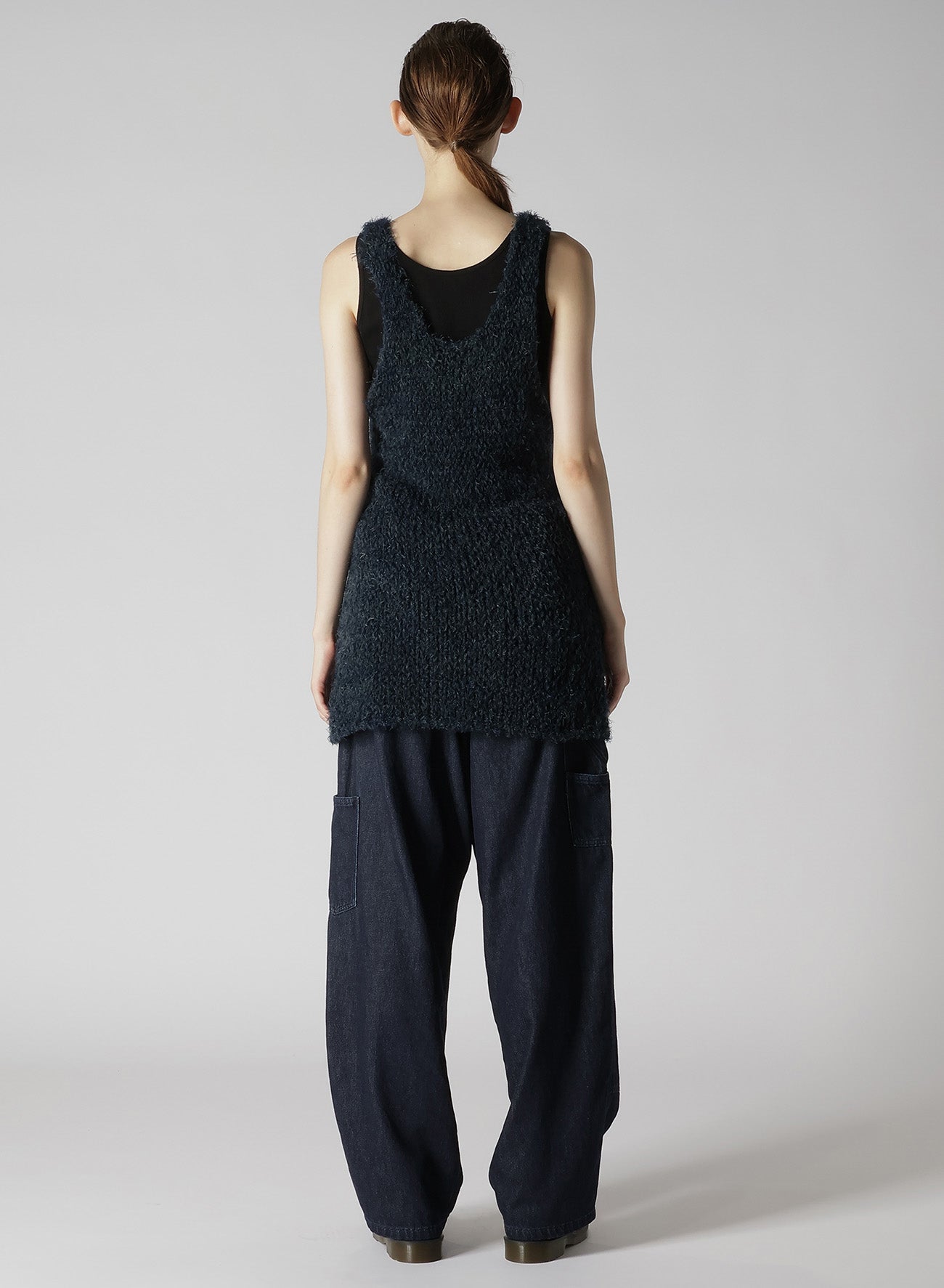 Combi Color Jersey V-Neck Compact Knit Vest for Women - Lightweight & Breathable Layering Top for Casual Wear & Office Outfits