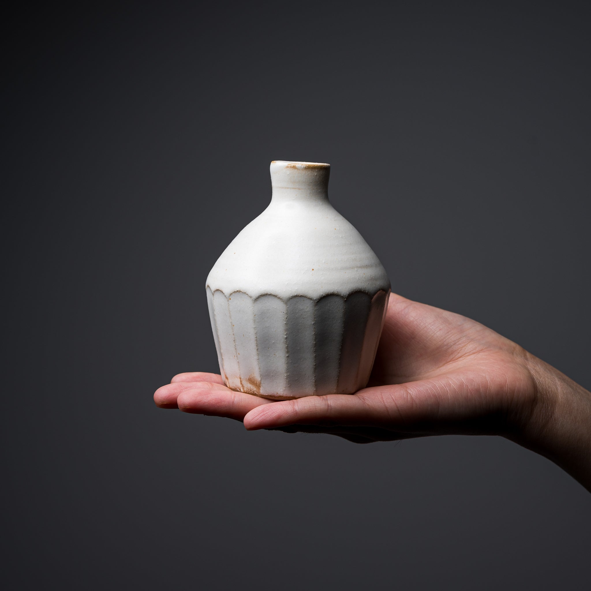 Wakasama Kiln Bell Shape Vase - Handcrafted Ceramic Pottery with Two Color Options | Perfect for Home Decor, Wedding Centerpieces & Japanese Style Interior Design