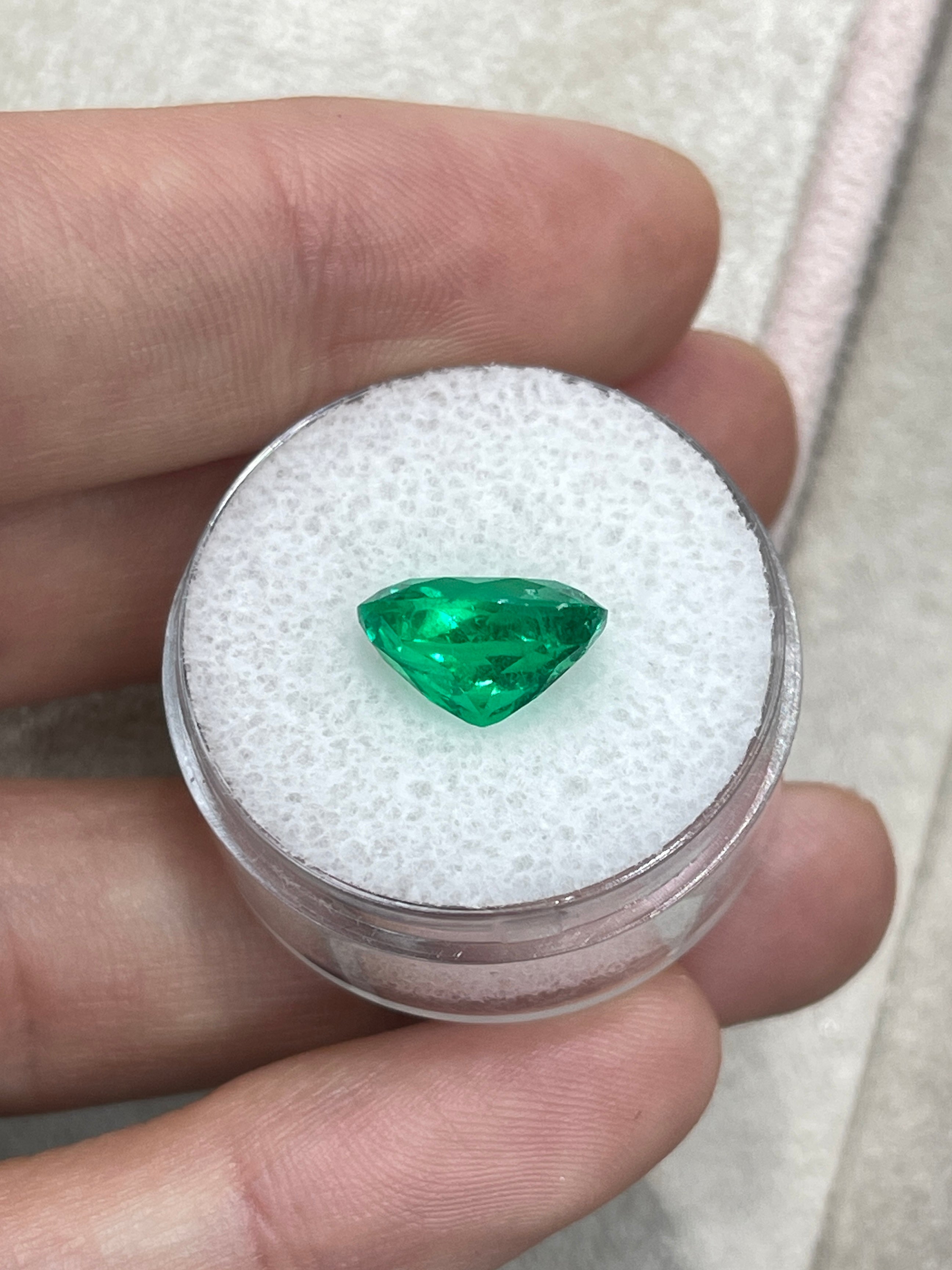 3.24 Carat AAA+ Vivid Yellowish Green Oval Colombian Emerald - 11.4x8mm Natural Loose Gemstone for Jewelry Making, Engagement Rings & Luxury Gifts