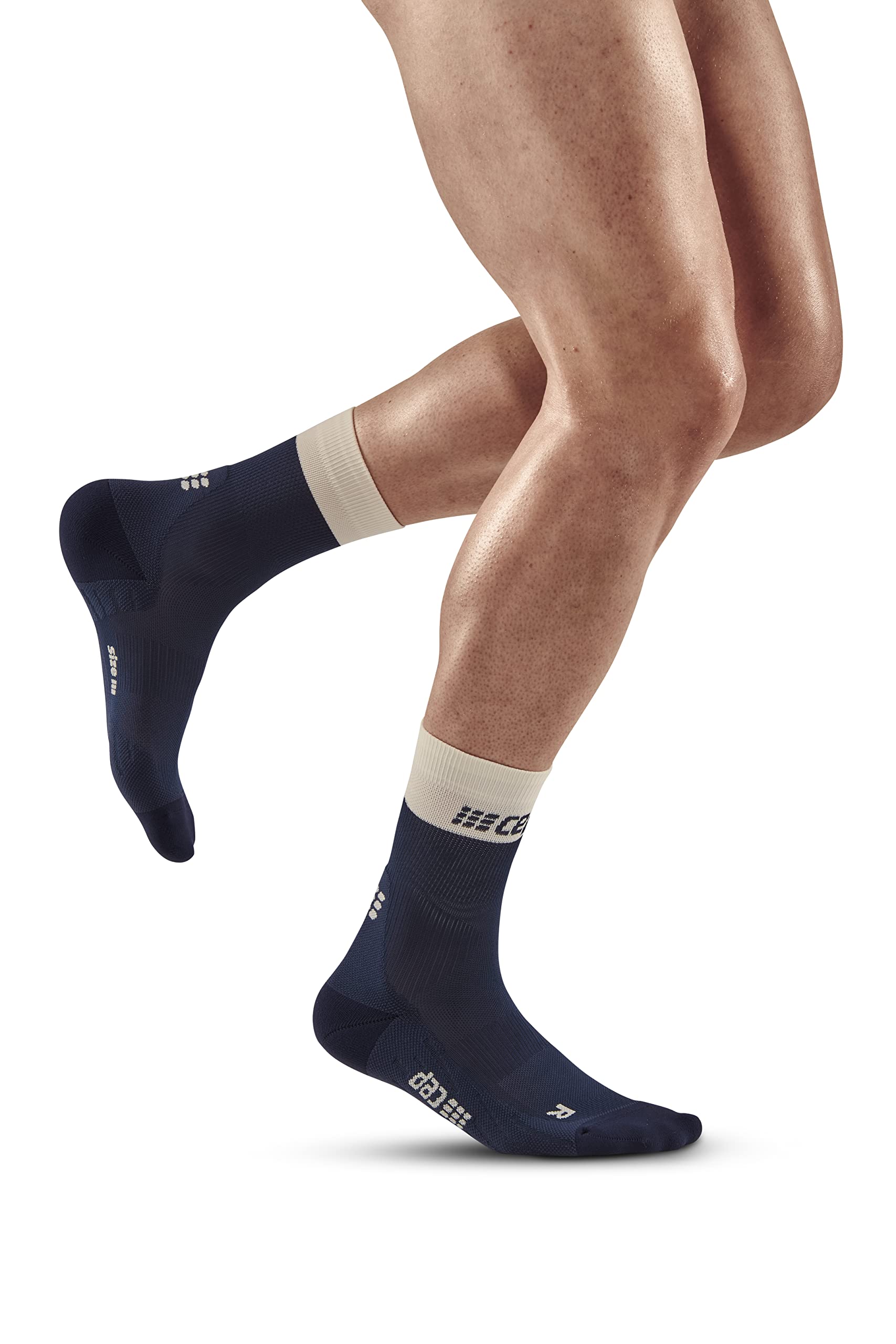 CEP Men's Athletic Performance Running Socks 4.0 - Mid Cut Crew Socks for Marathon, Workout & Sports - Breathable Compression Socks for Enhanced Circulation & Recovery