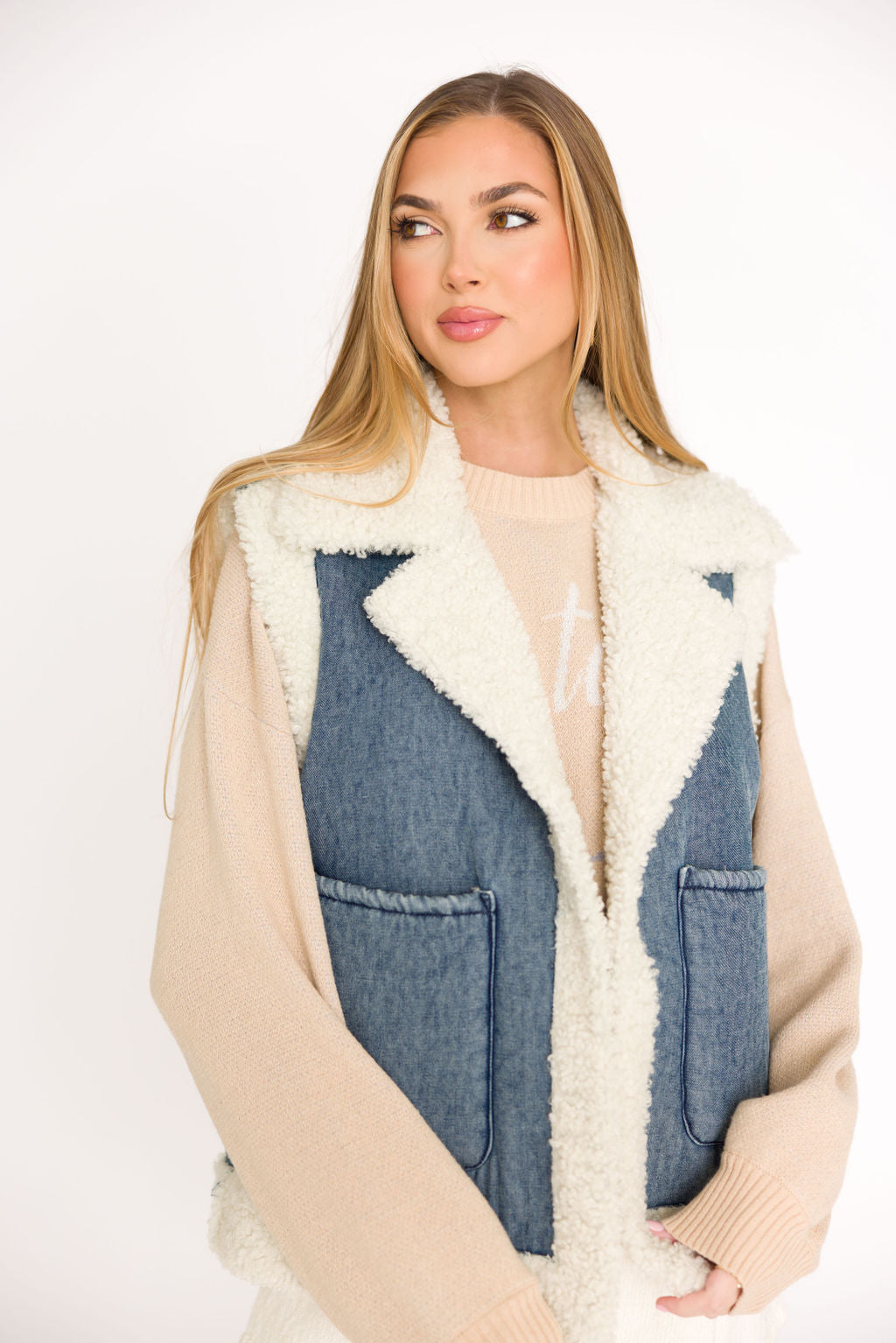 Willa Women's Sherpa Lined Denim Jacket Vest - Cozy Winter Outwear for Casual & Outdoor Activities