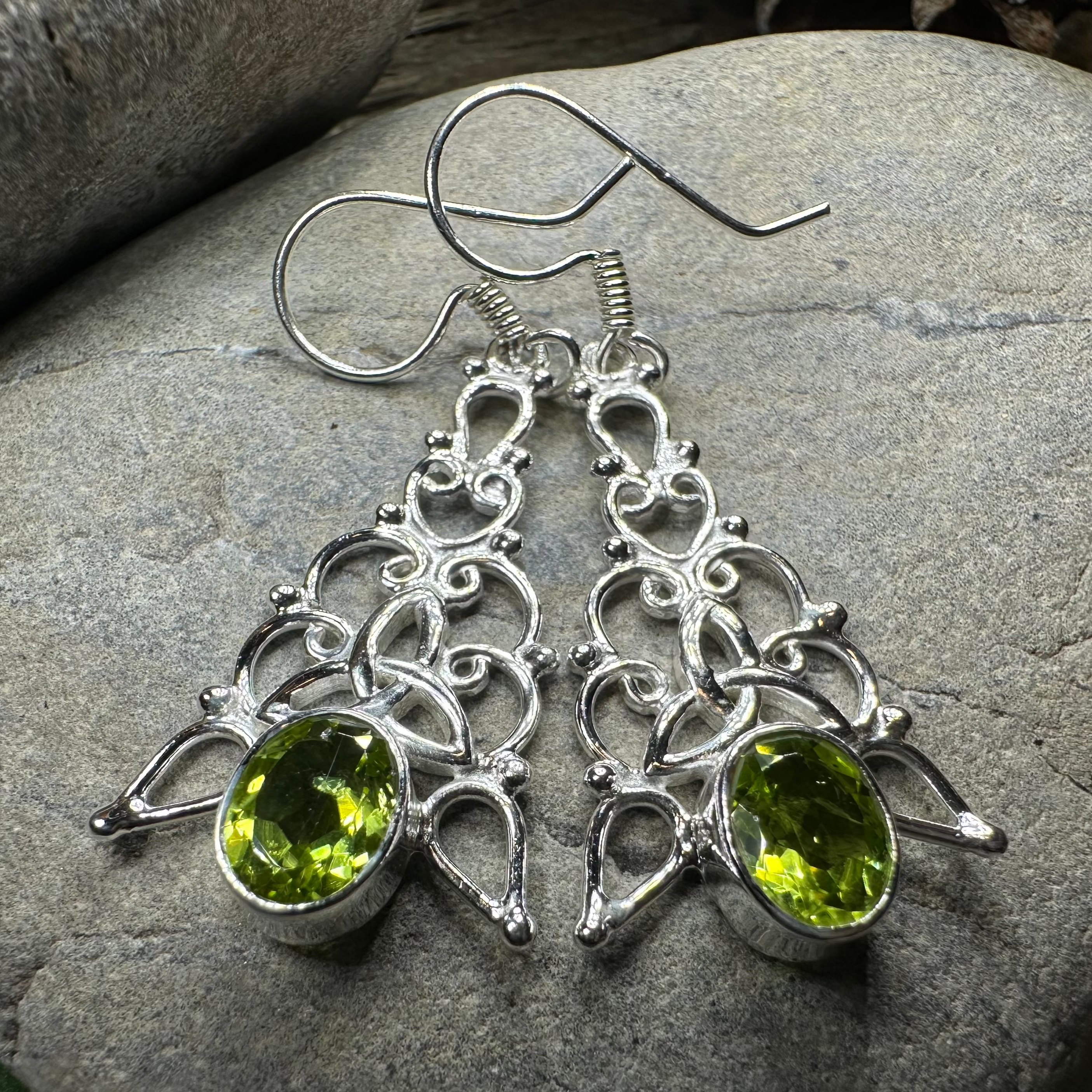 Angeni Trinity Knot Earrings - Sterling Silver Celtic Jewelry for Women, Elegant Irish Knot Stud Earrings for Daily Wear & Special Occasions