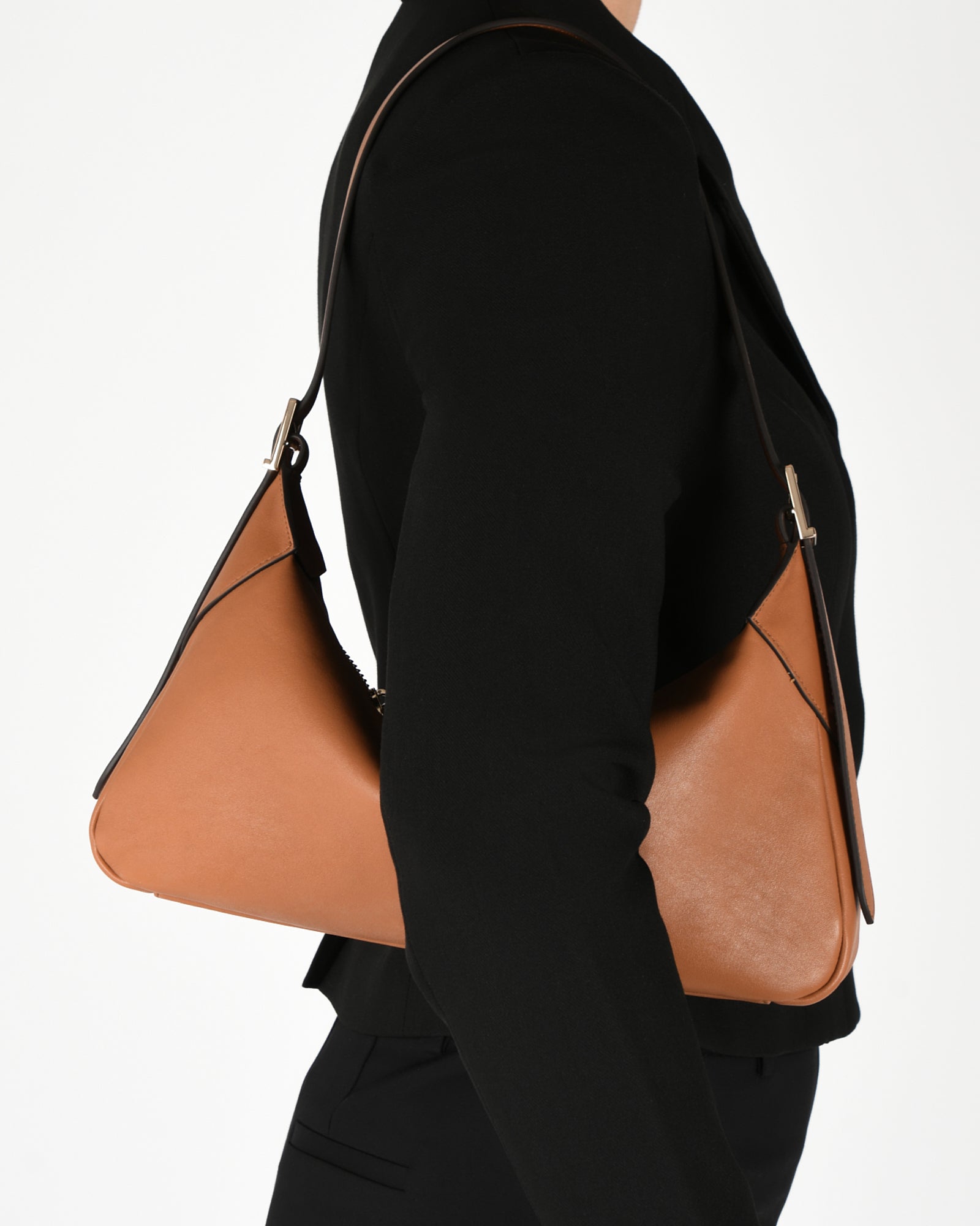 FLORENCE Genuine Leather Shoulder Bag in True Tan - Stylish & Durable Crossbody Purse for Women, Perfect for Work, Travel & Everyday Use