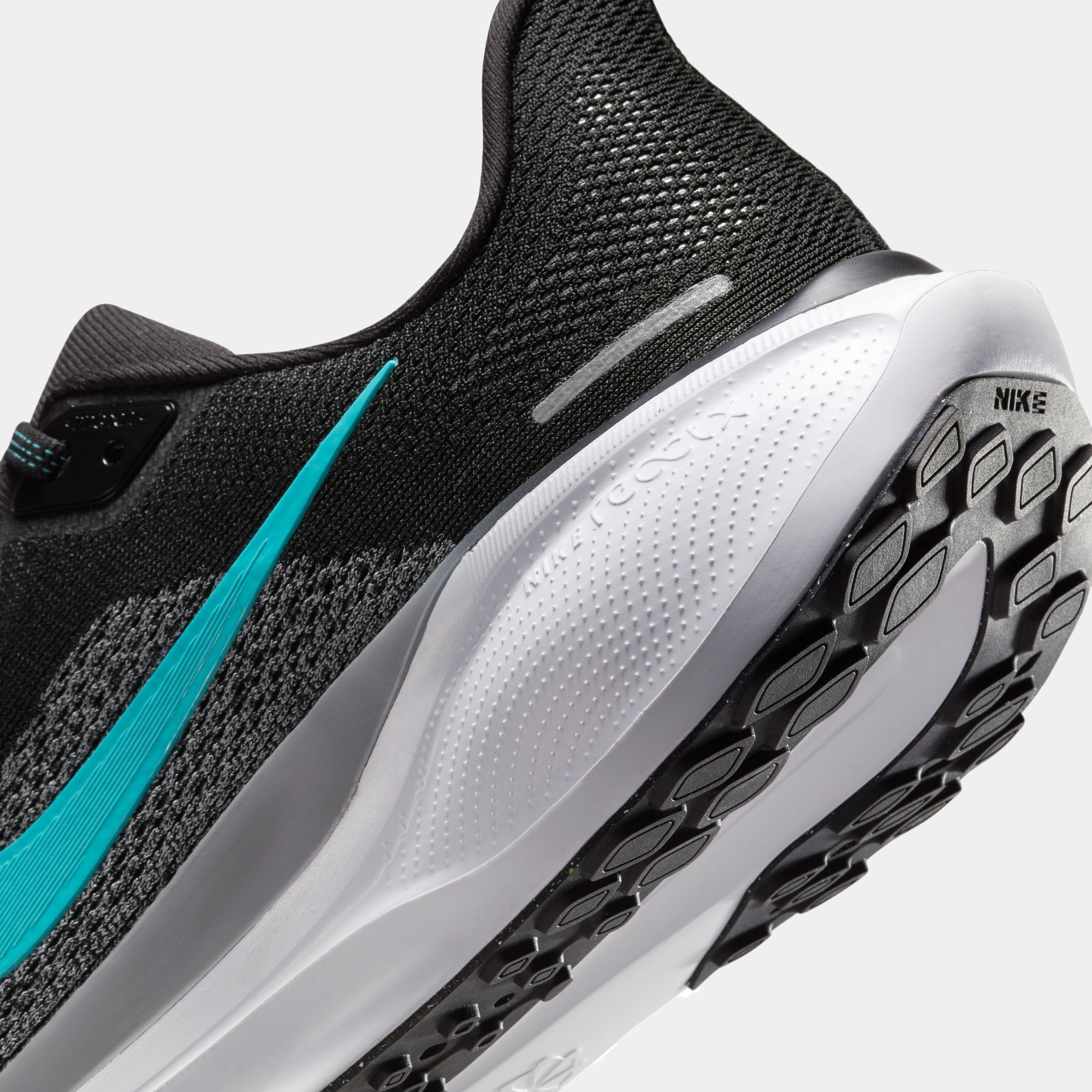 Nike Air Zoom Pegasus 41 Running Shoes for Men & Women - Lightweight Cushioned Sneakers for Road Running, Training & Gym Workouts